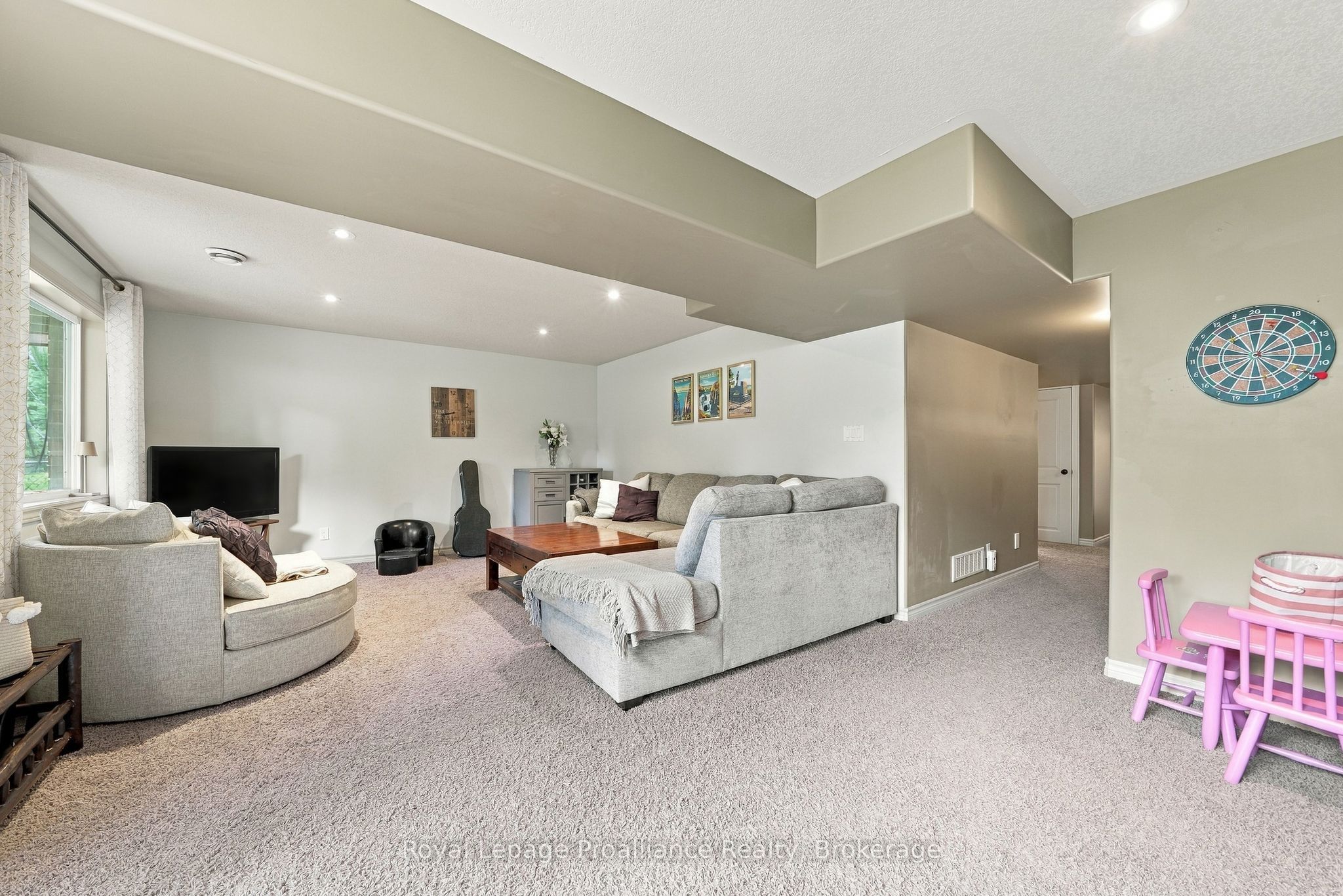 273 Avondale Road Property Photo 34