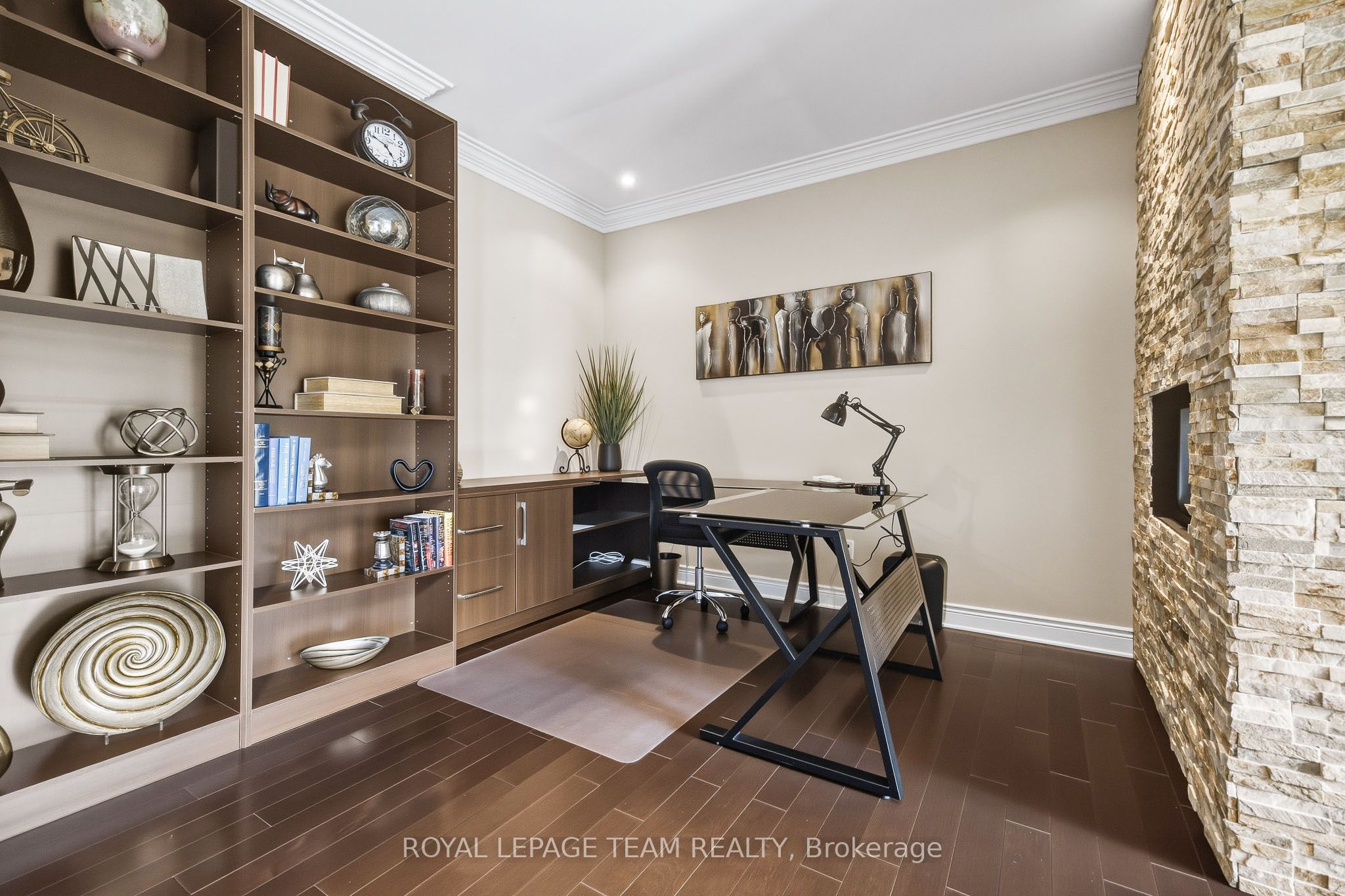 1419 Balmoral Drive Property Photo 23