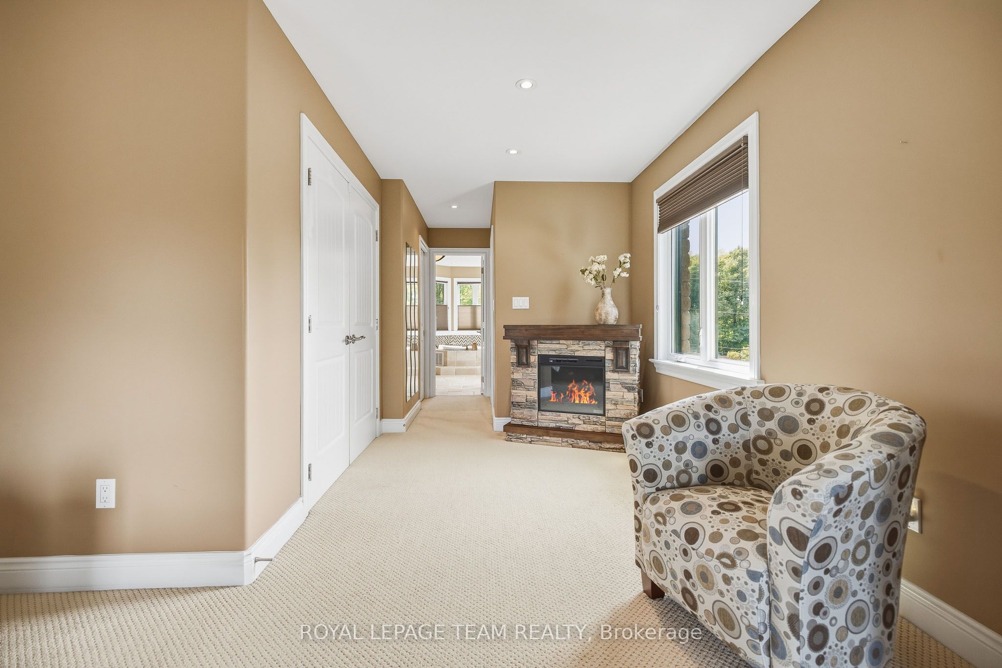 1419 Balmoral Drive Property Photo 28