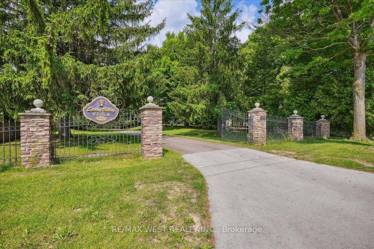 1630 Pelham Street Property Photo 1
