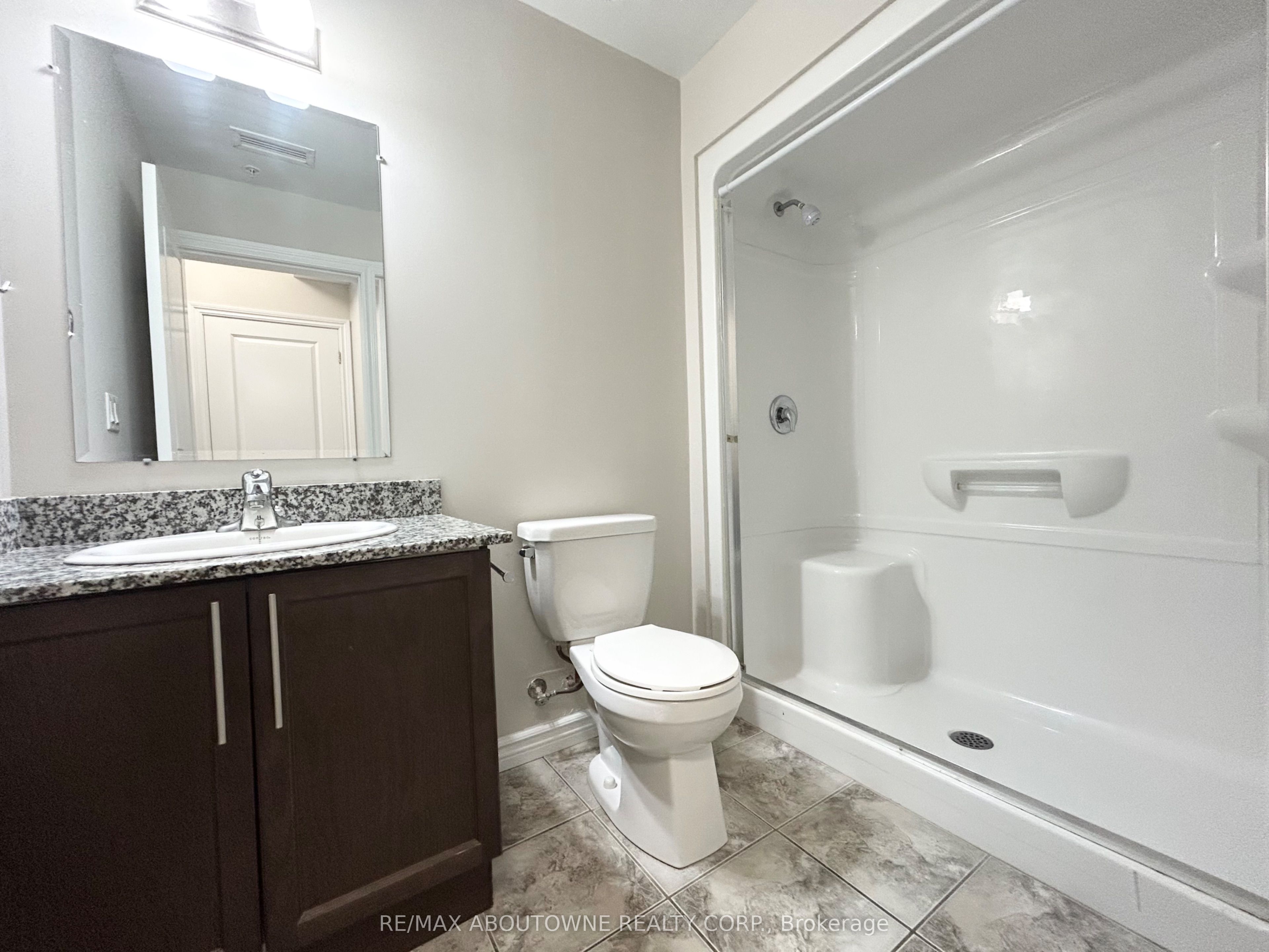 7 Rittenhouse Road 102 Property Photo 14