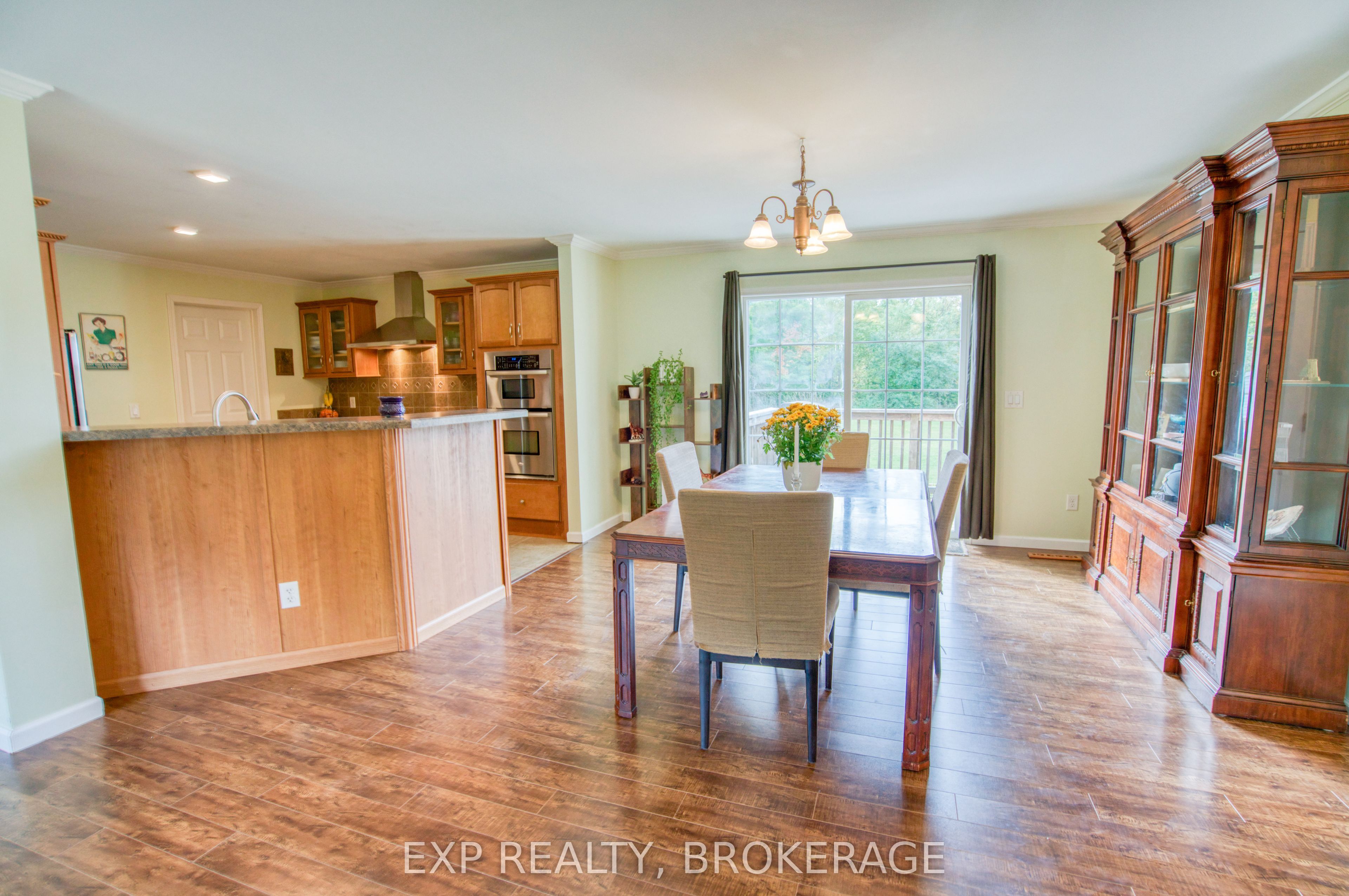 1026 Forty Foot Road Property Photo 3