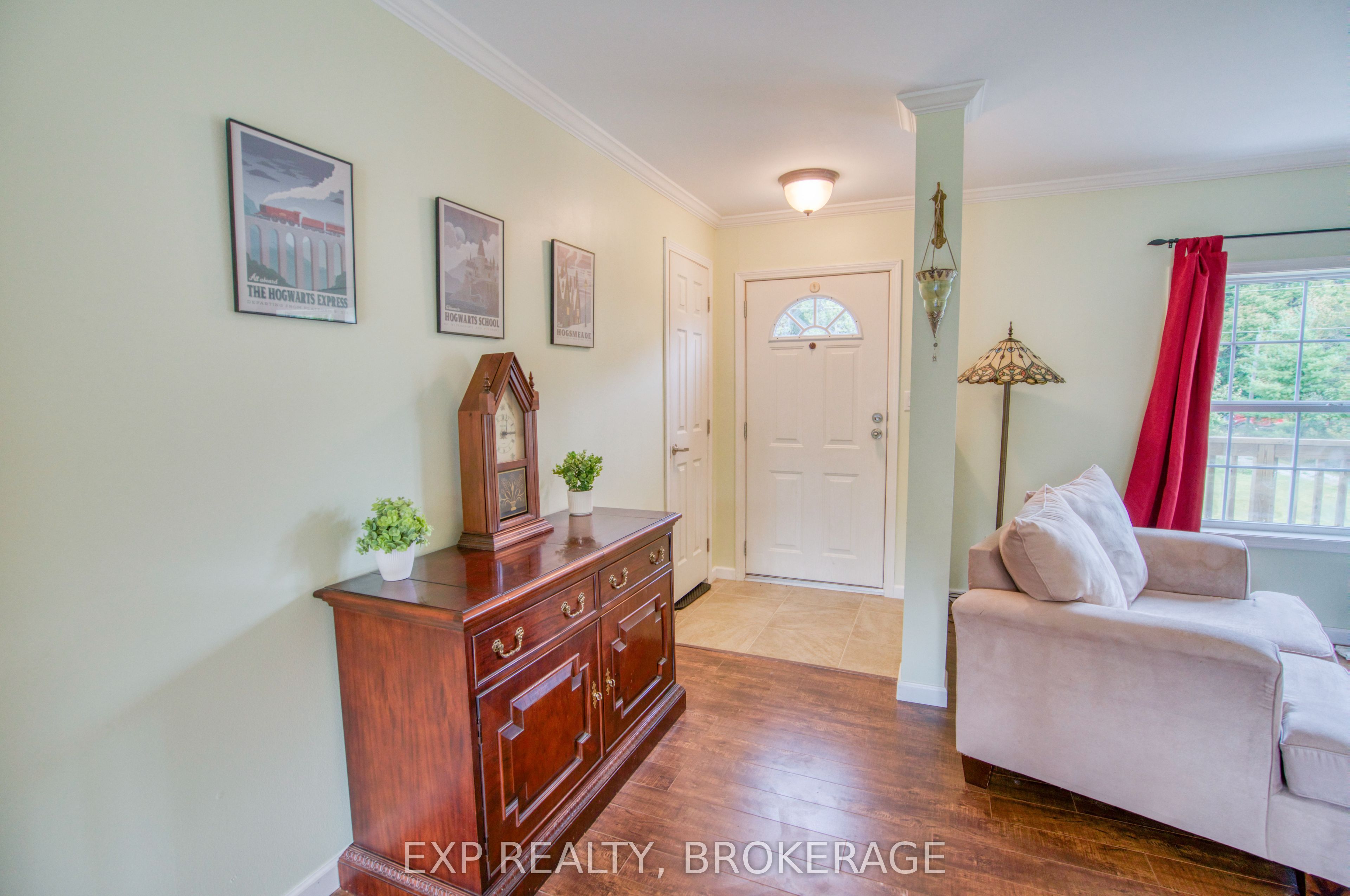 1026 Forty Foot Road Property Photo 5