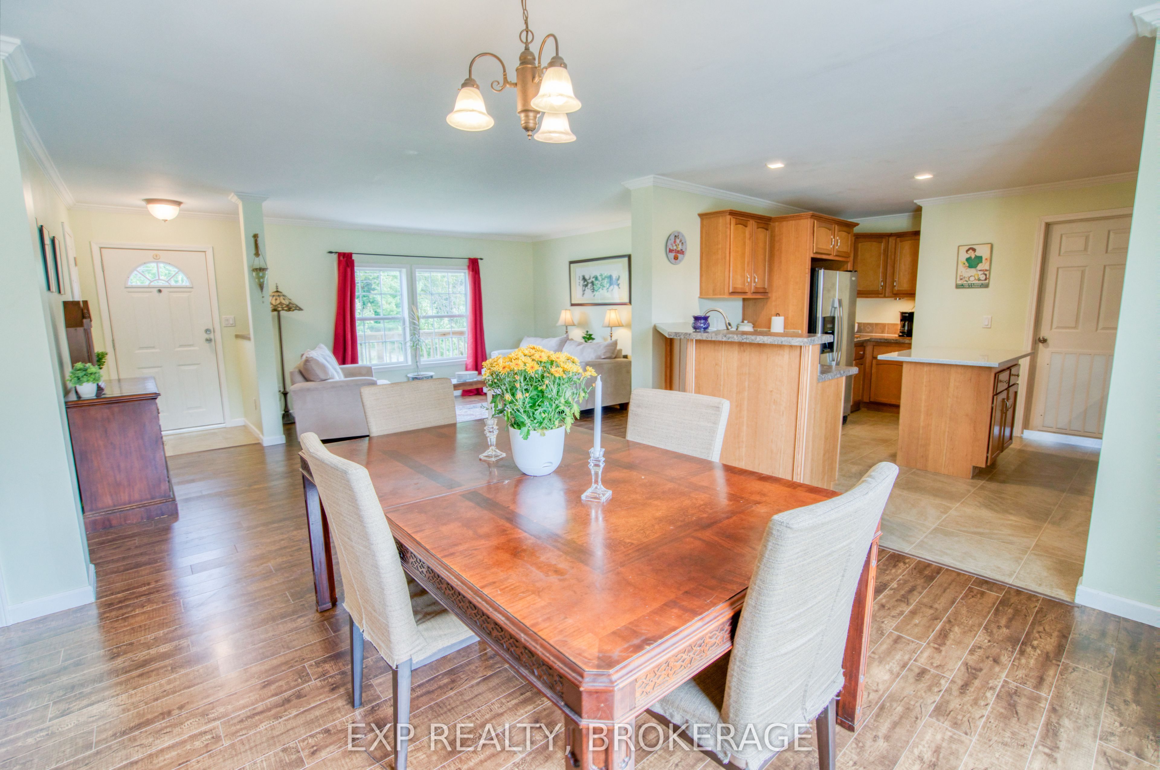 1026 Forty Foot Road Property Photo 10