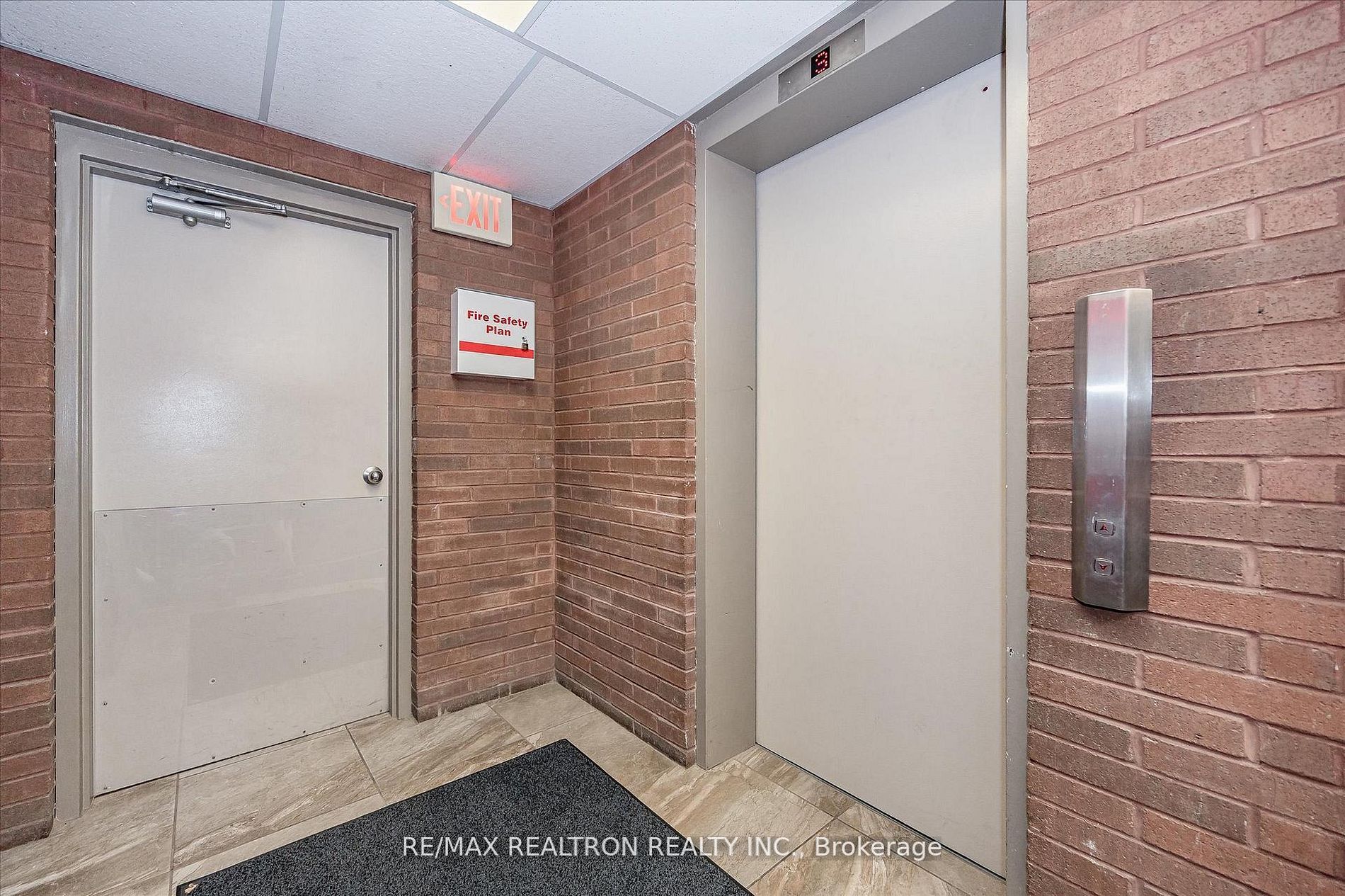 10 Ajax Street 203 Property Photo 4
