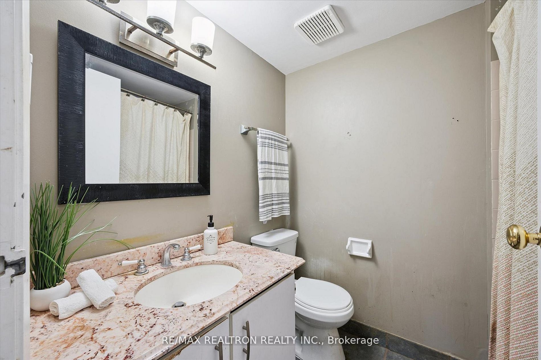 10 Ajax Street 203 Property Photo 11