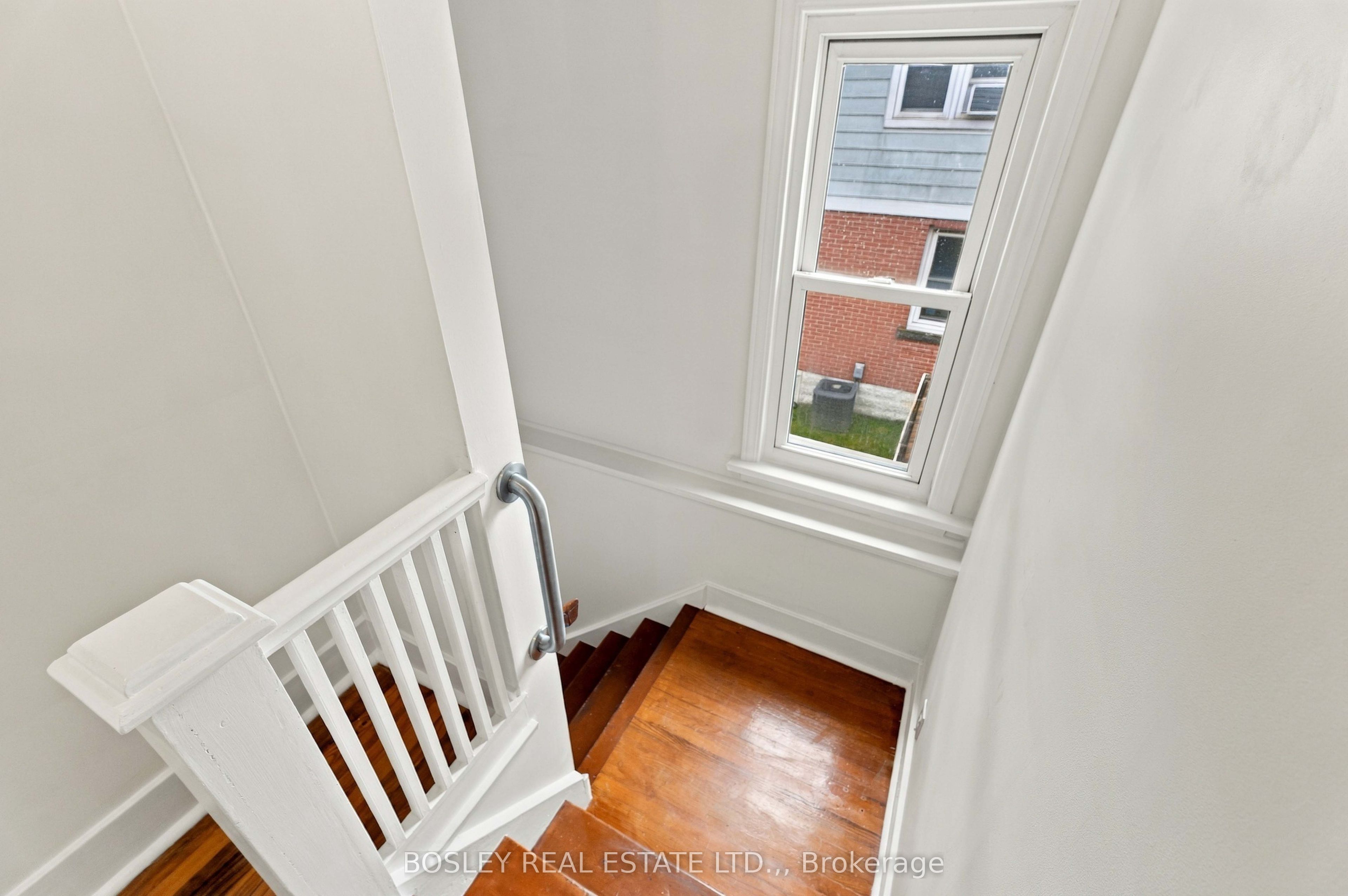 5663 Morse Avenue Property Photo 11