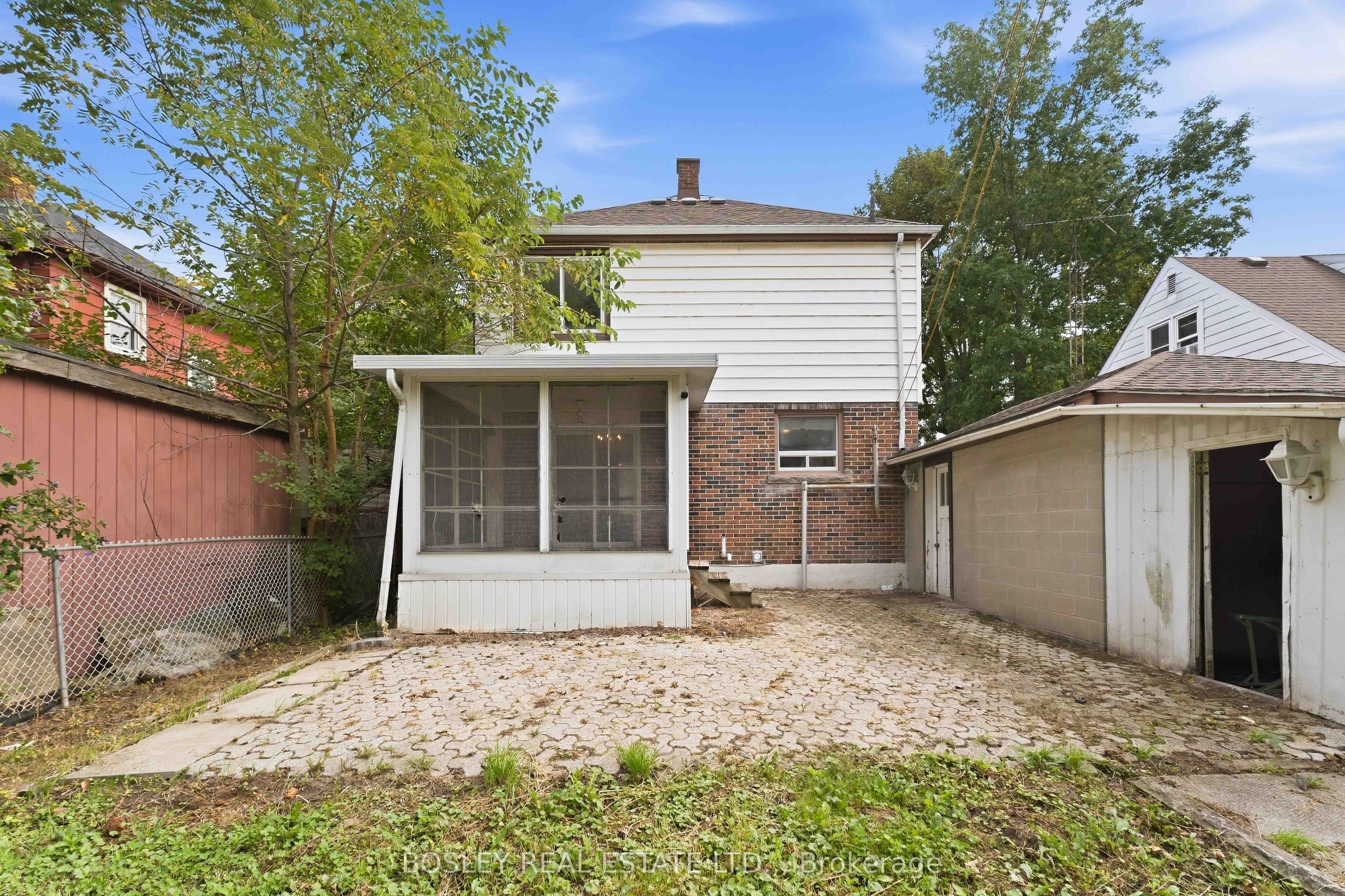 5663 Morse Avenue Property Photo 28