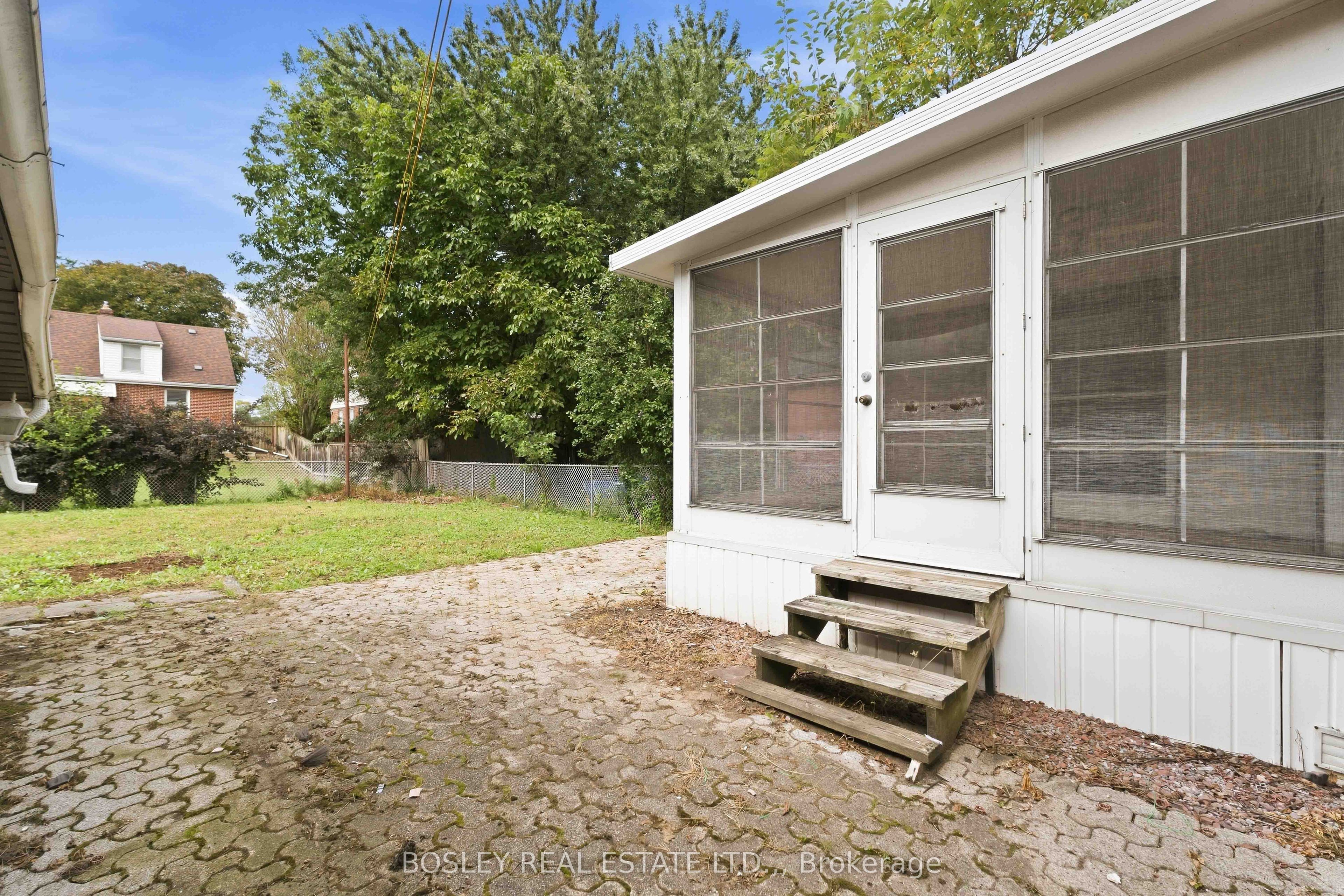 5663 Morse Avenue Property Photo 30