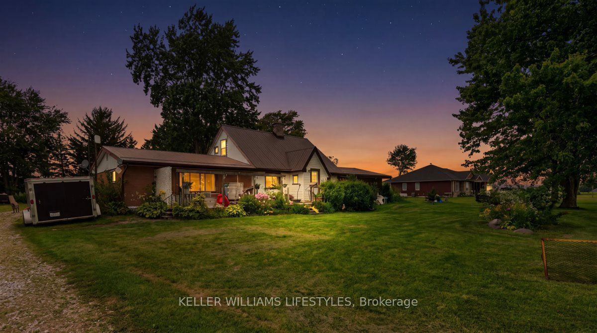 22257 Pratt Siding Road W Property Photo 1
