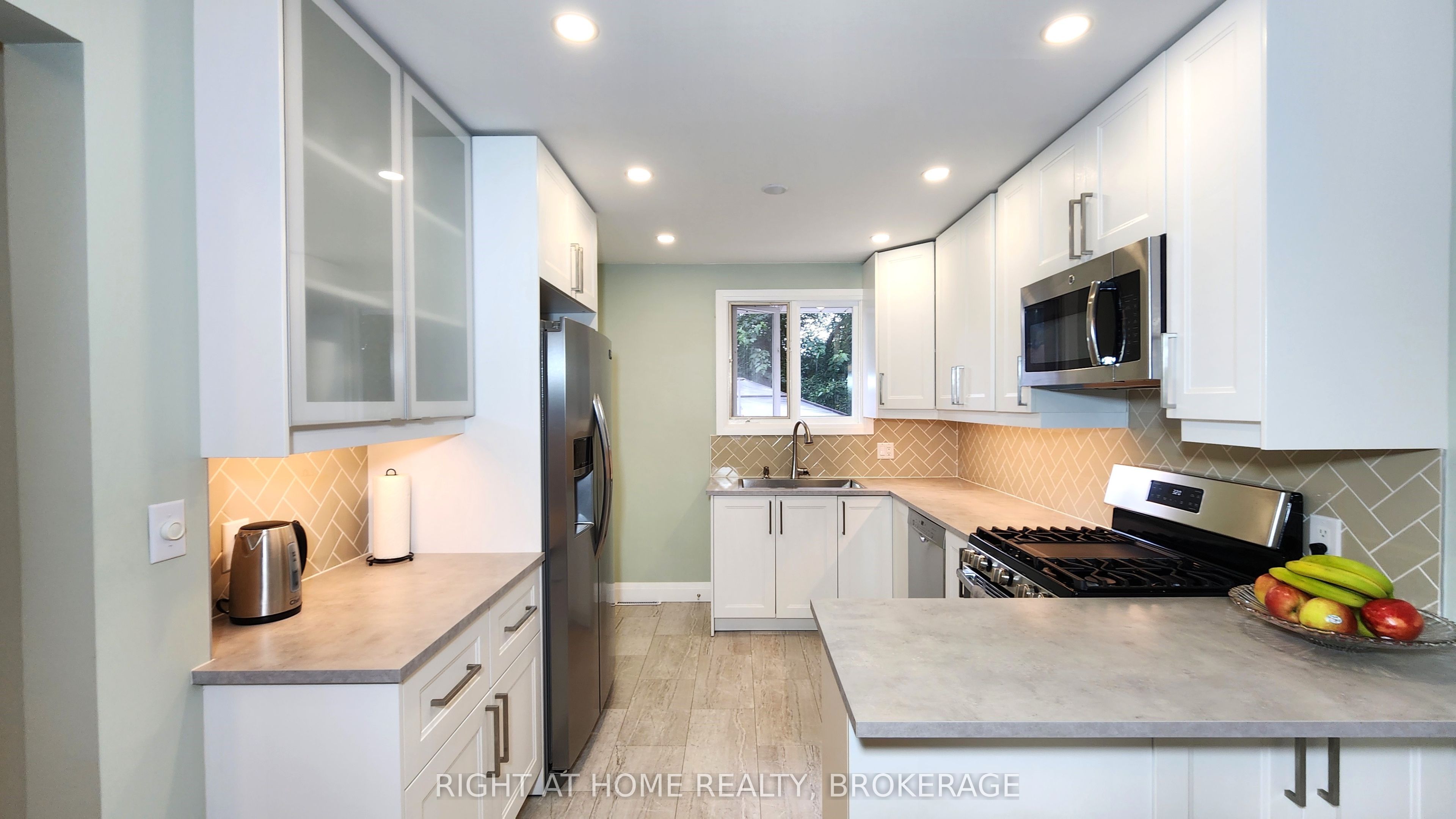 34 Densgrove Drive Property Photo 9