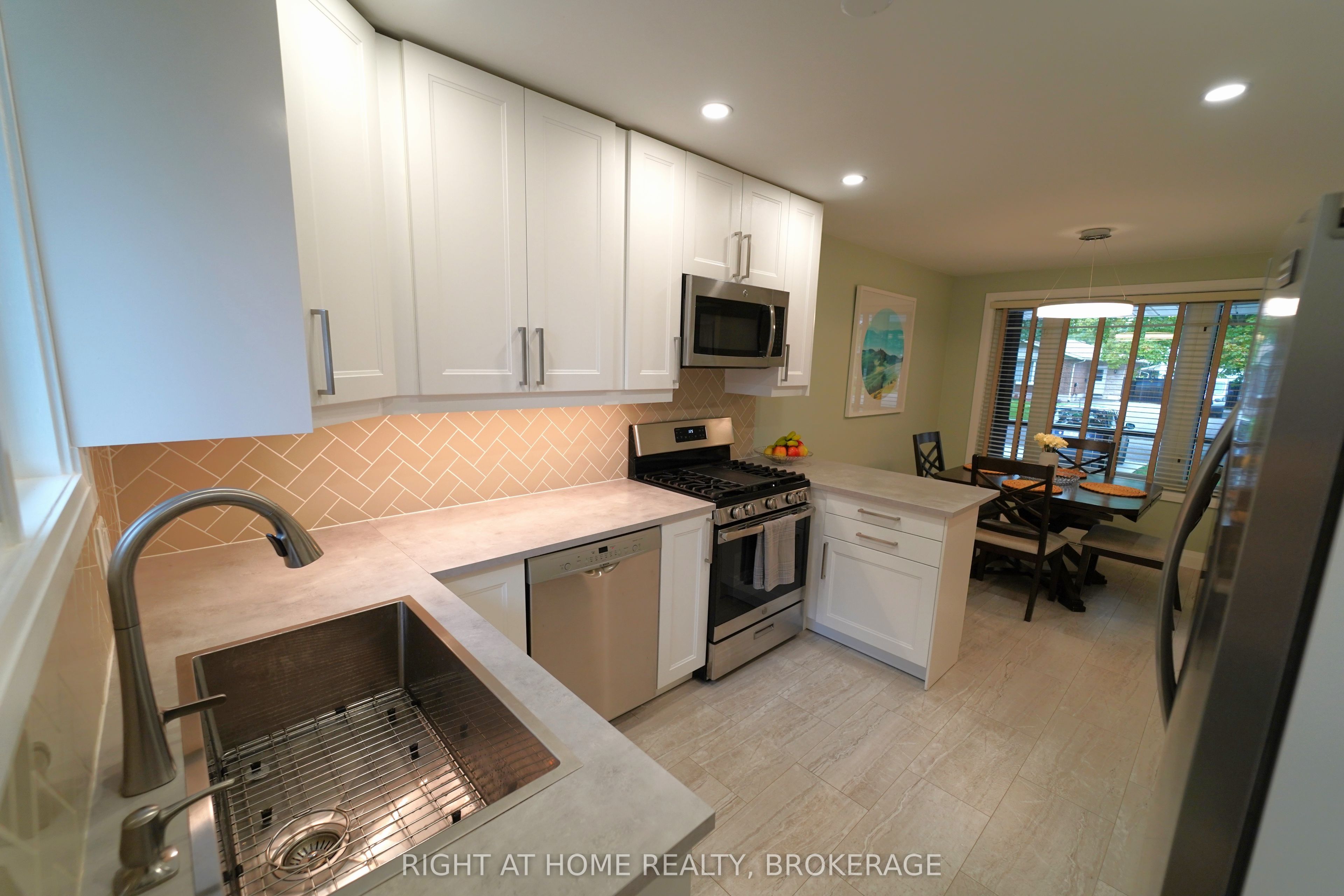 34 Densgrove Drive Property Photo 11