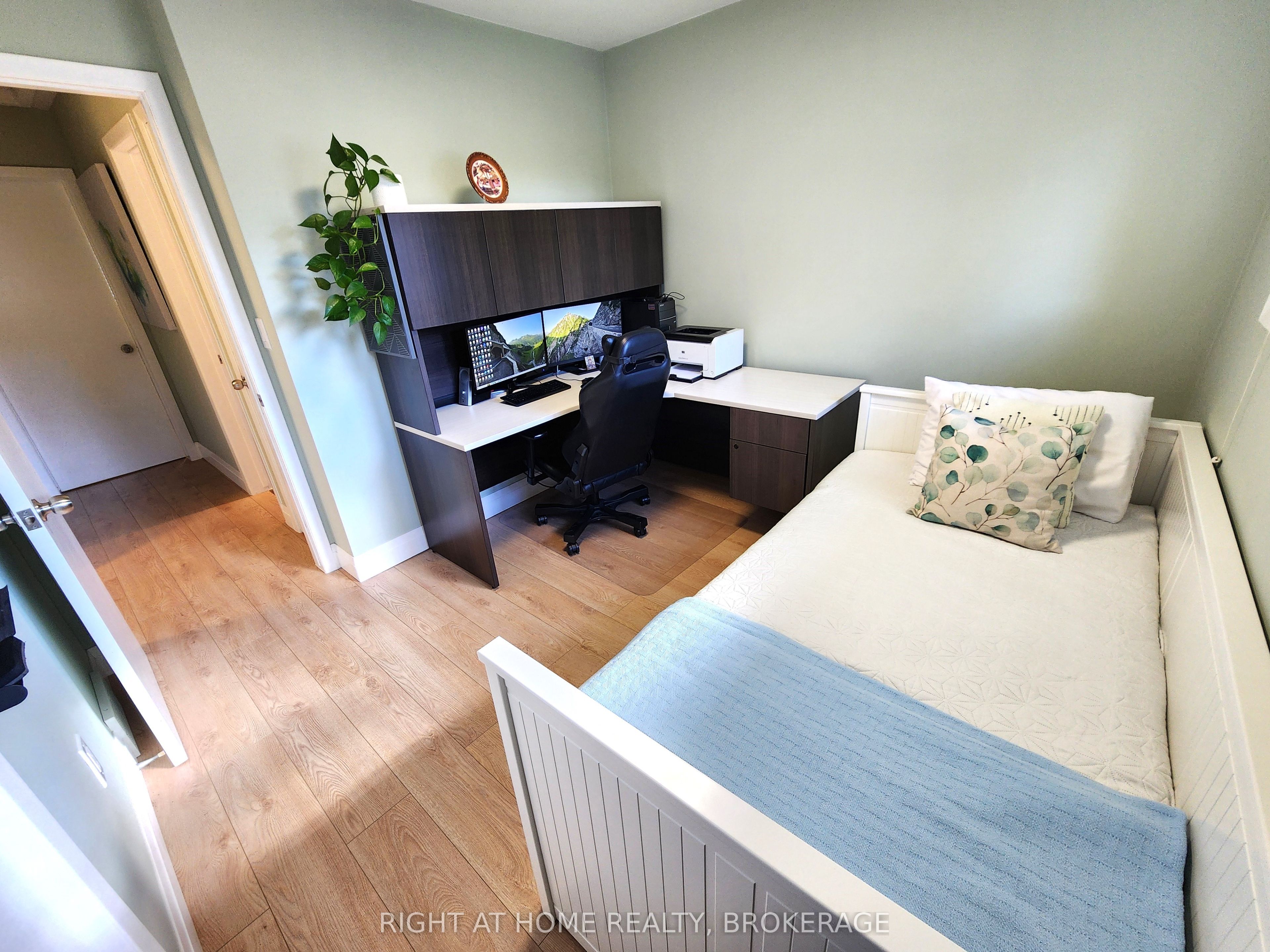 34 Densgrove Drive Property Photo 16