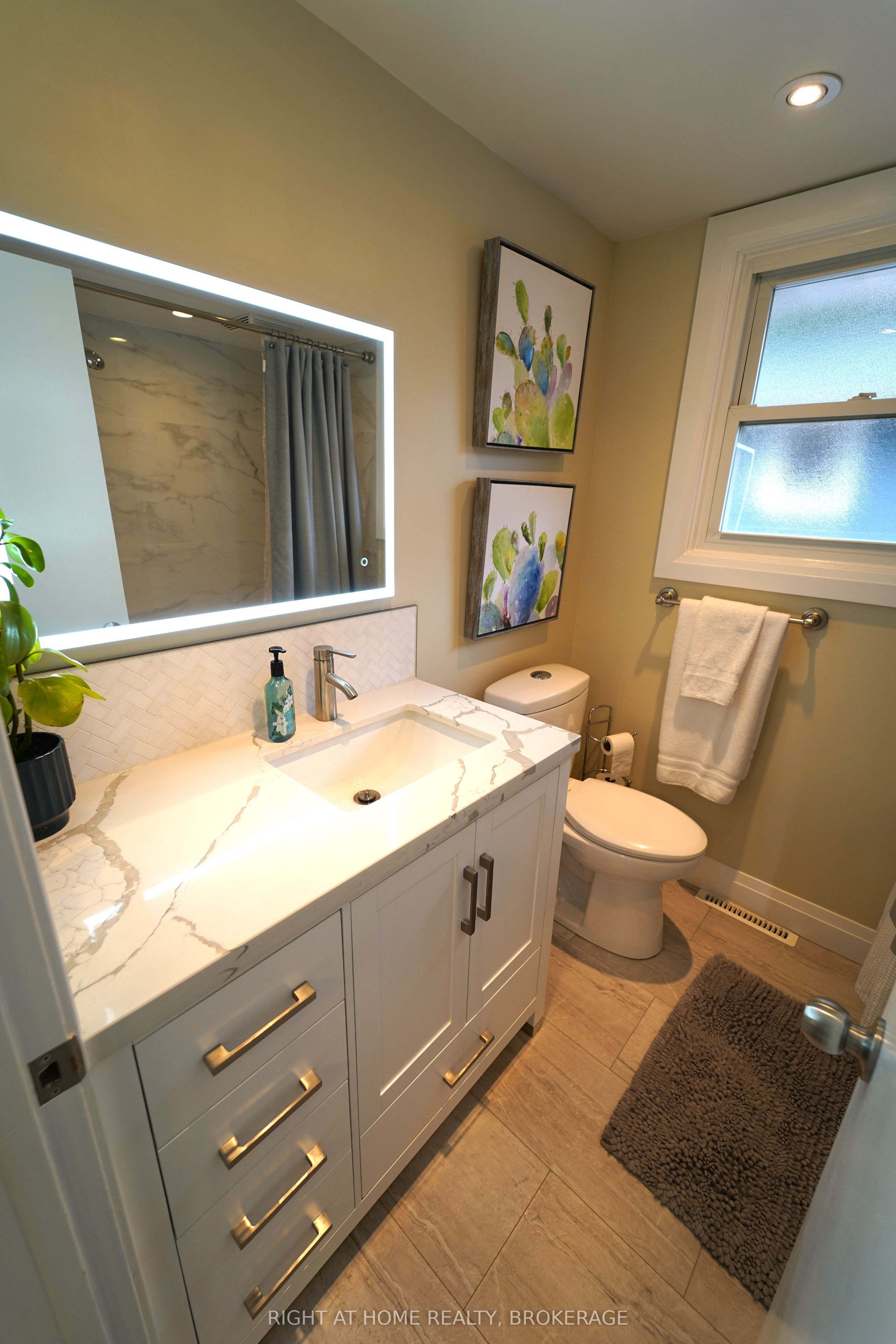 34 Densgrove Drive Property Photo 17
