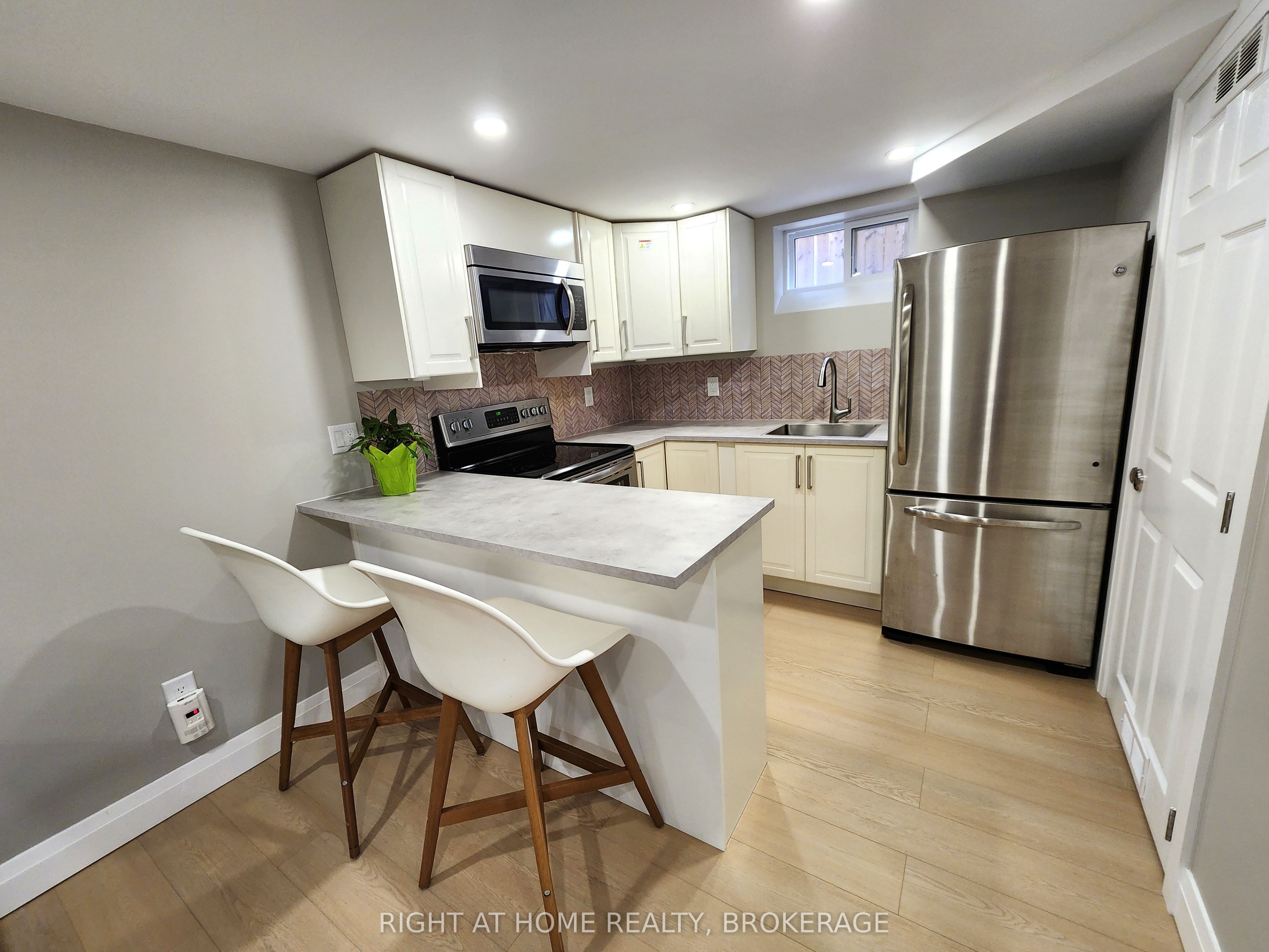 34 Densgrove Drive Property Photo 20