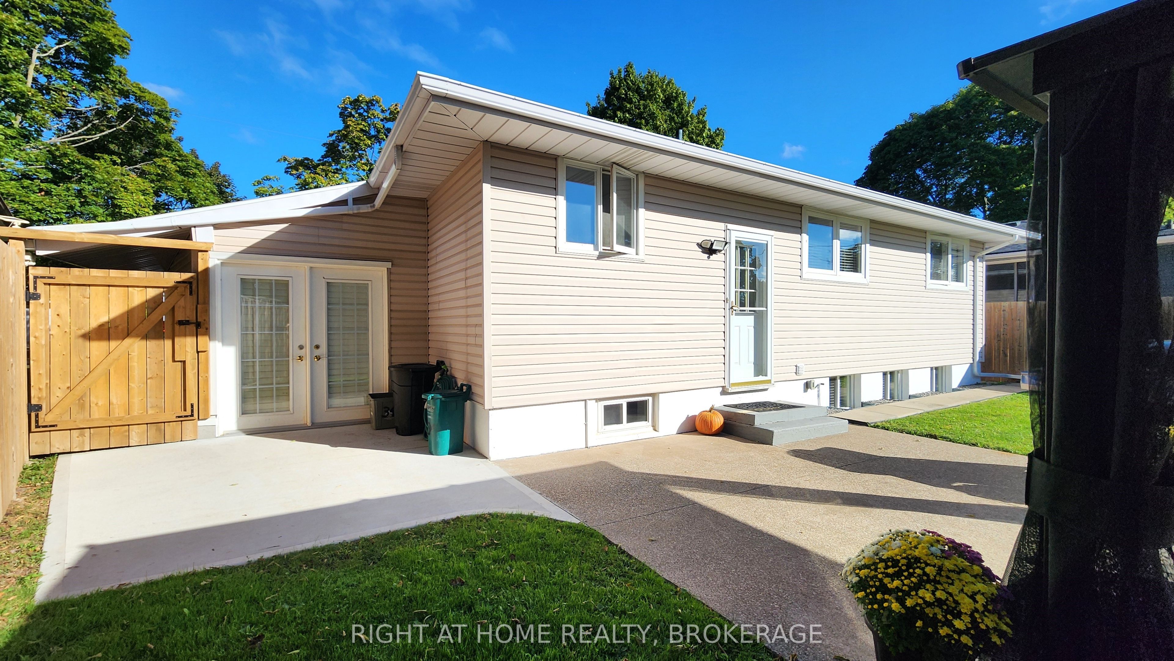 34 Densgrove Drive Property Photo 30