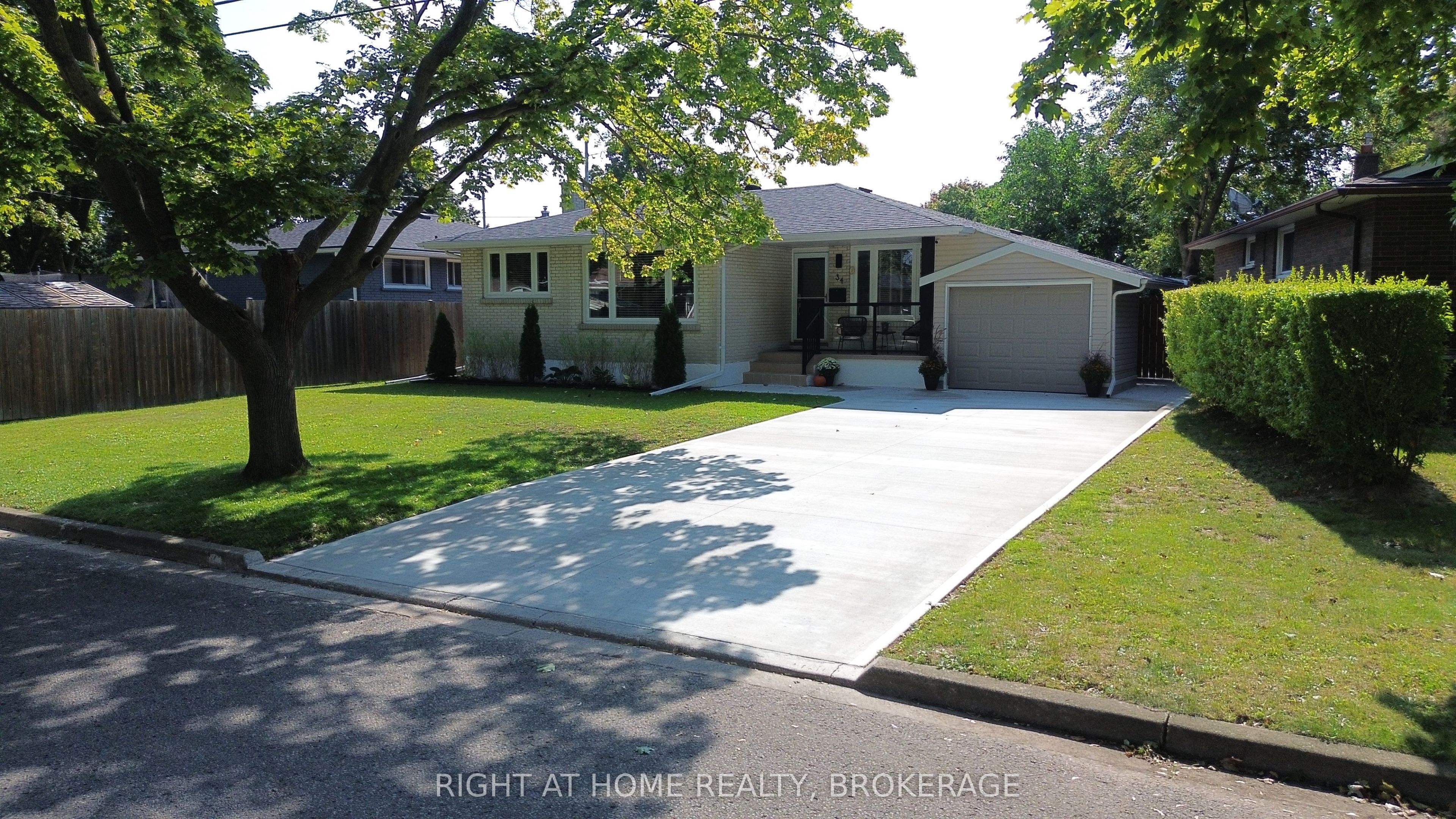 34 Densgrove Drive Property Photo 36
