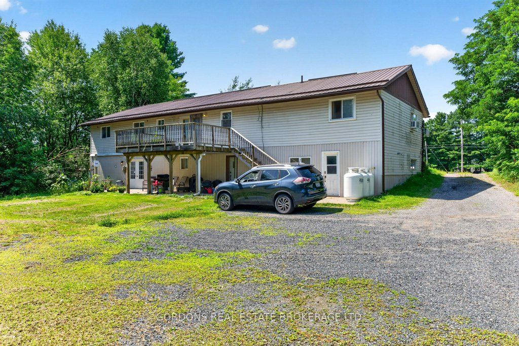 11703 Highway 41 Property Photo 7
