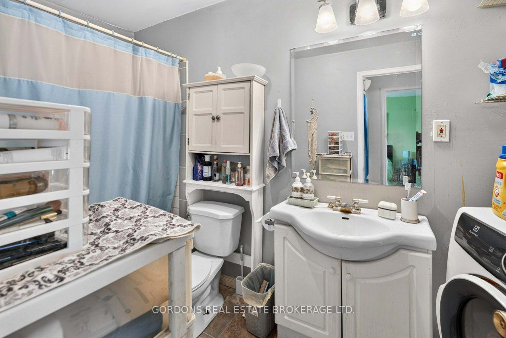 11703 Highway 41 Property Photo 17