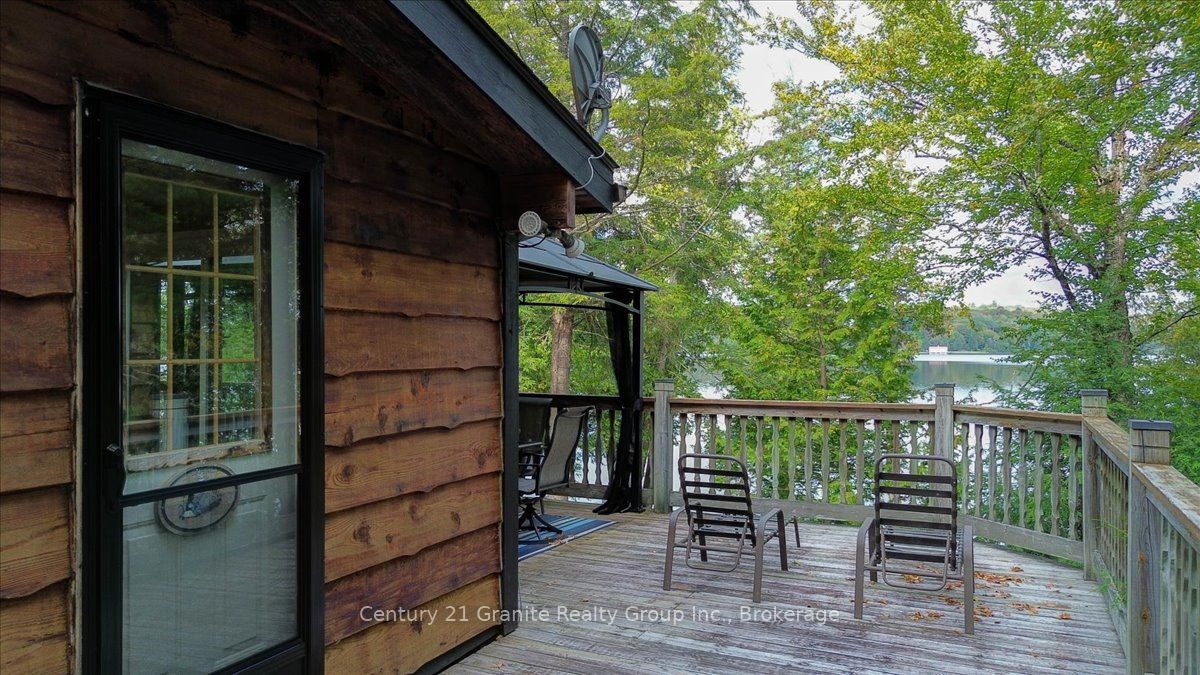 1827 Mcgillvray Road Property Photo 4