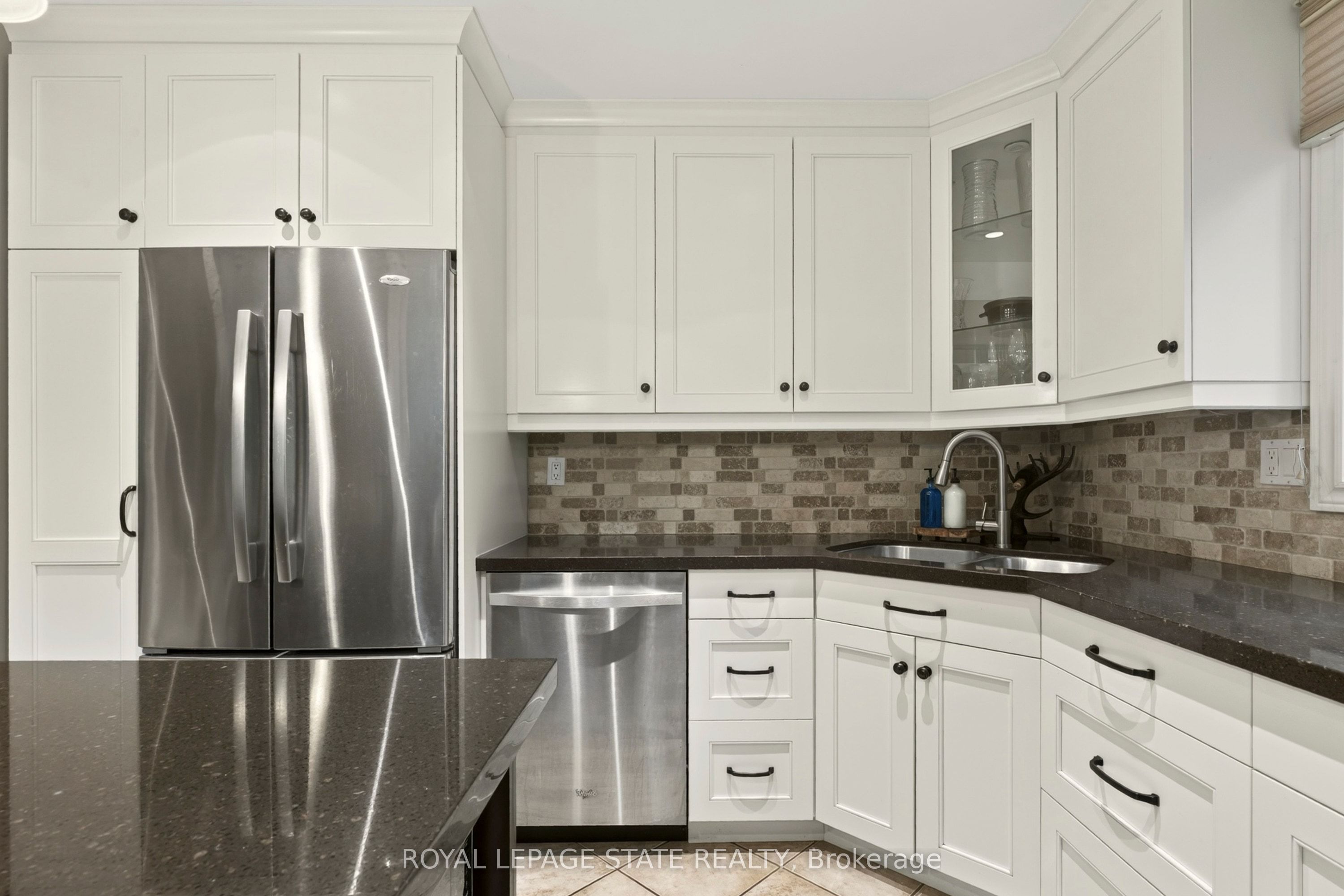 4507 Ivy Gardens Crescent Property Photo 18
