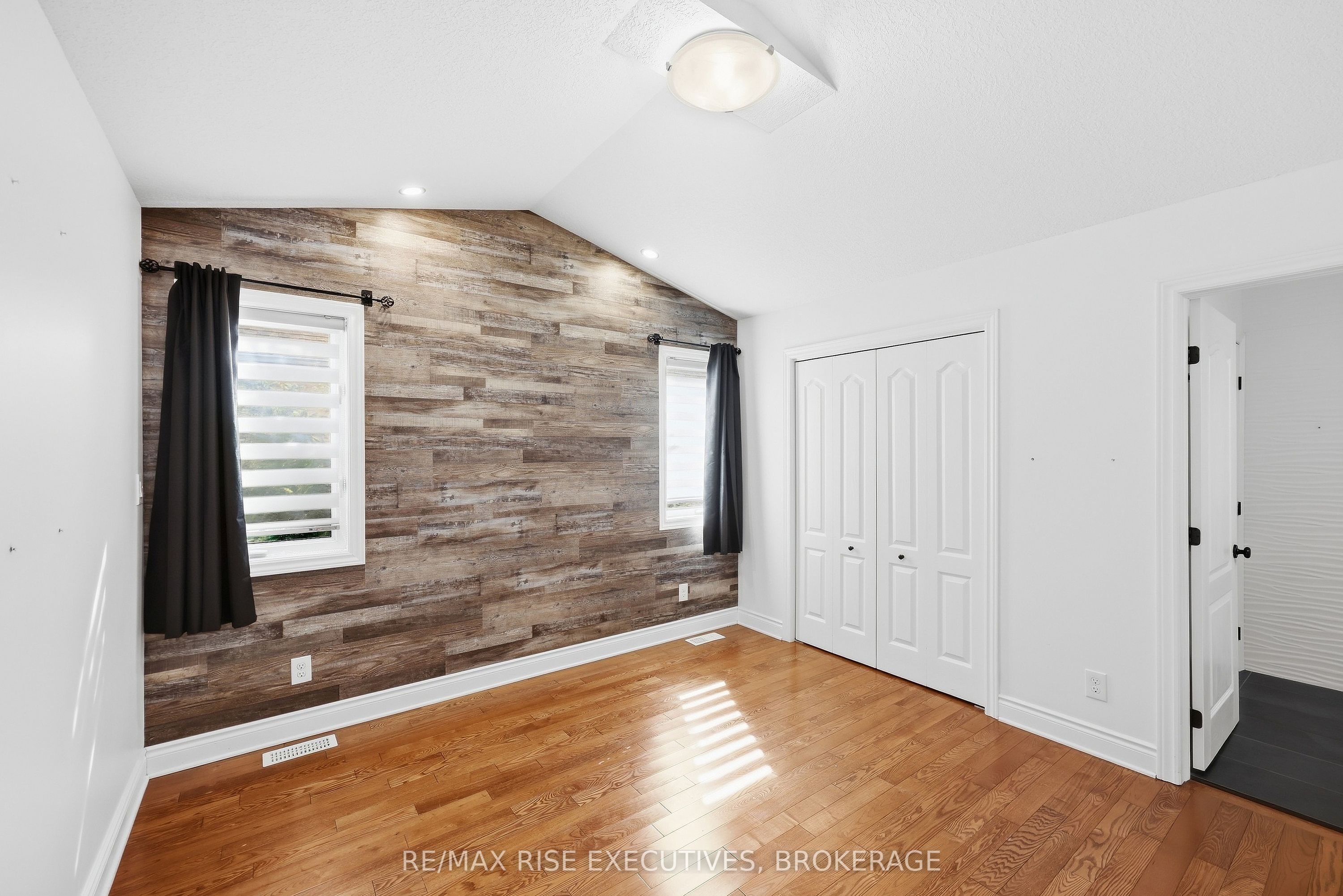 1500 Crimson Crescent Property Photo 16