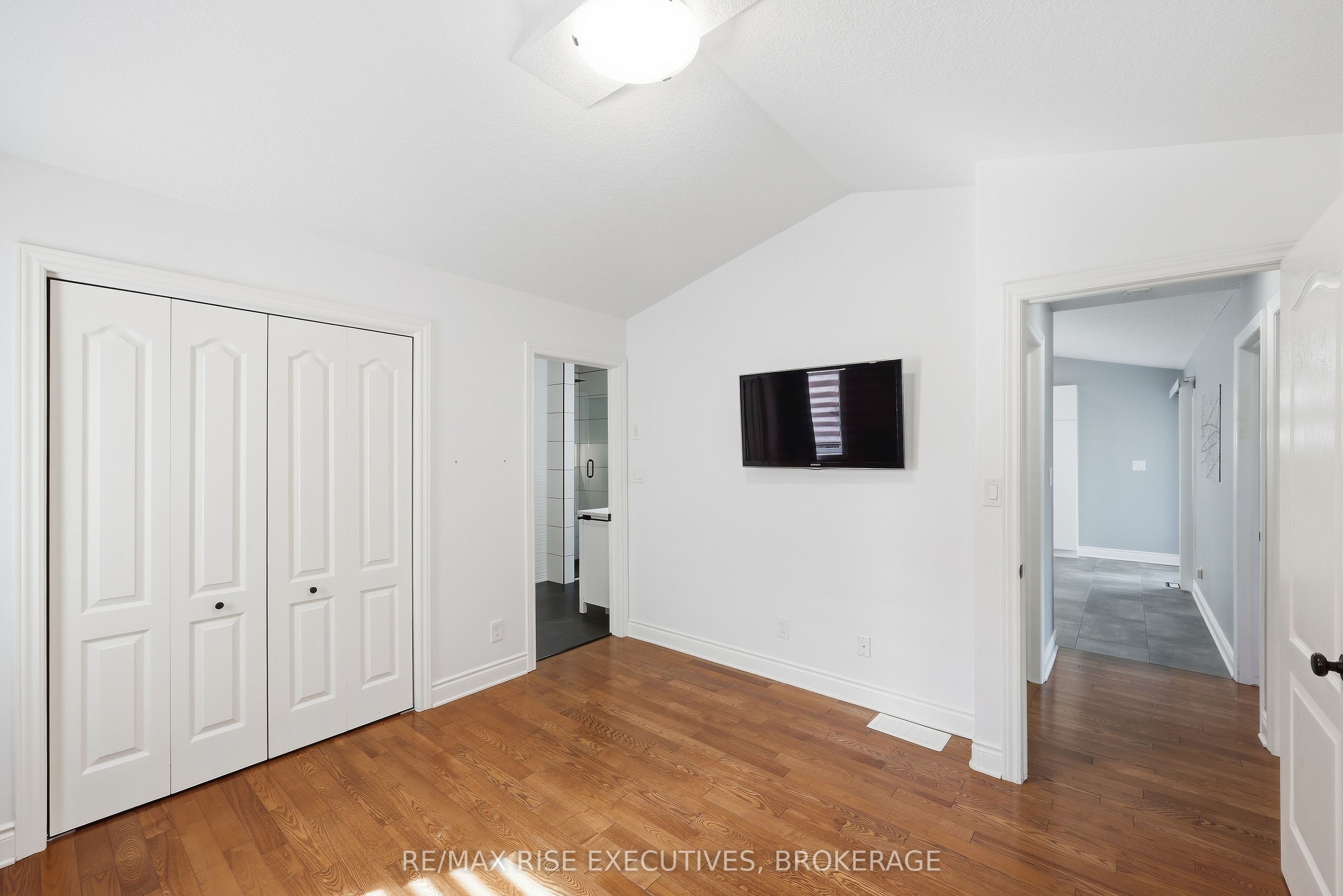 1500 Crimson Crescent Property Photo 17