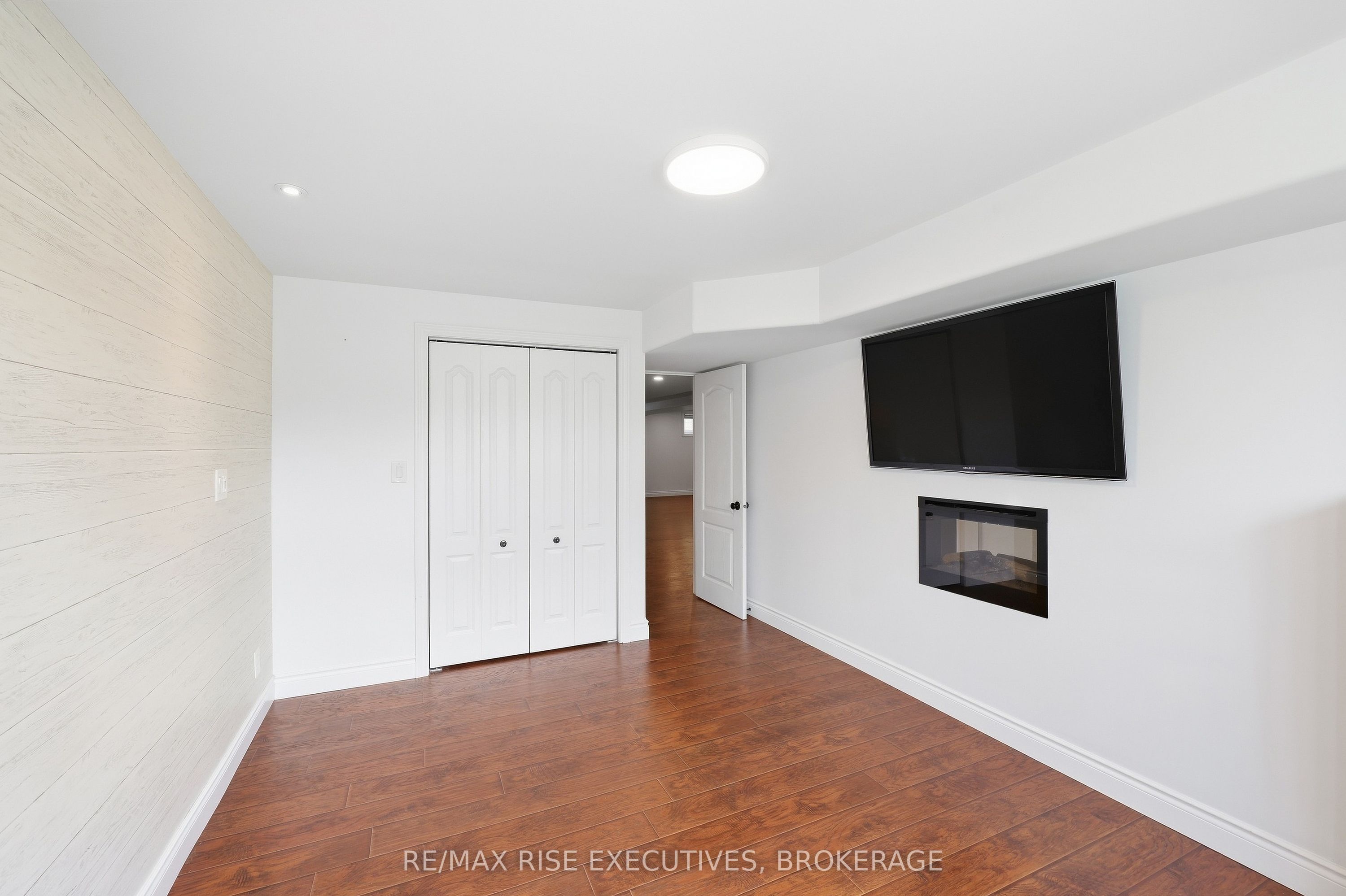 1500 Crimson Crescent Property Photo 34