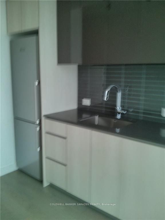 199 Slater Street 1405 Property Photo 6