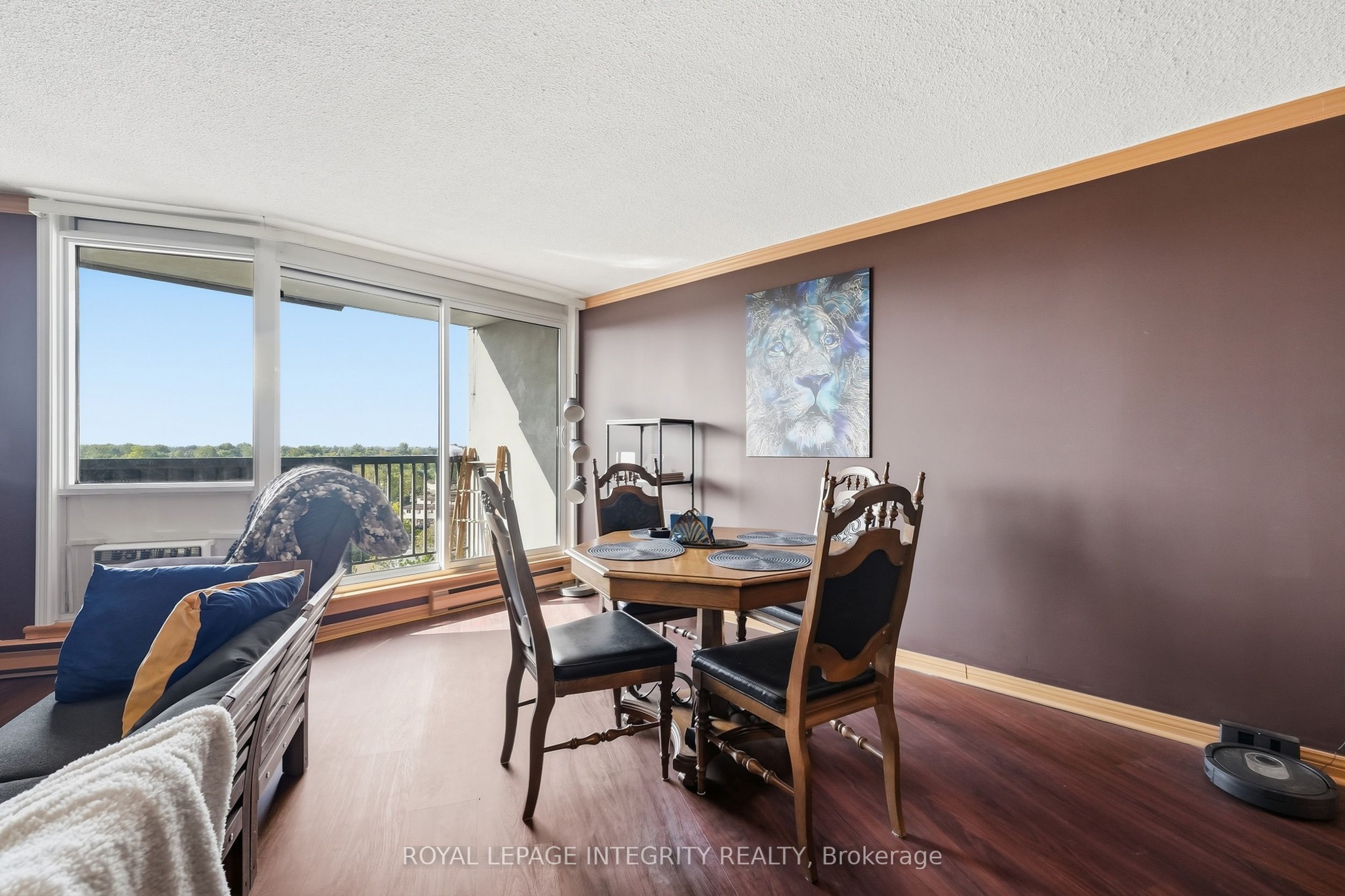 900 Dynes Road 806 Property Photo 11