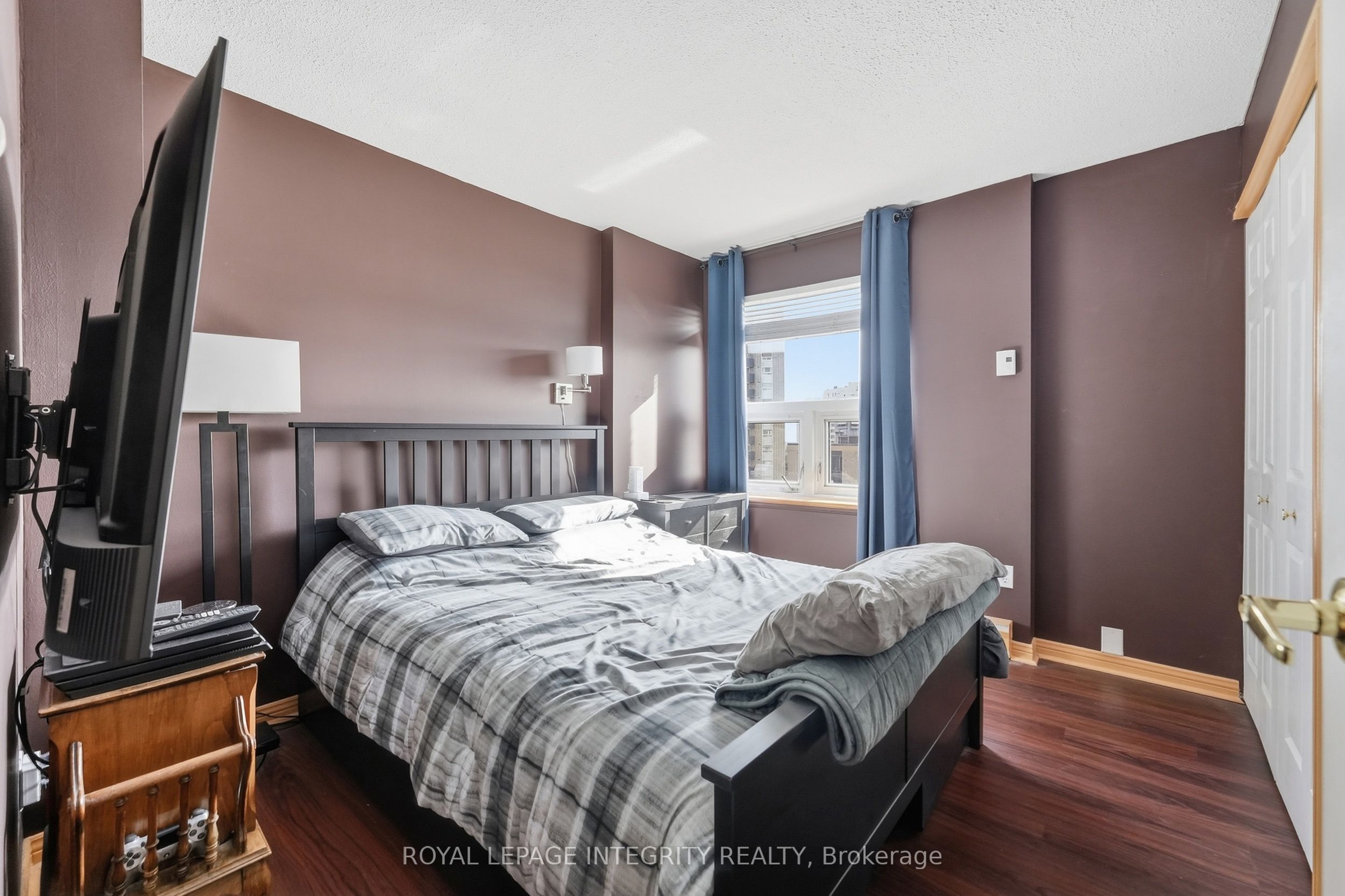 900 Dynes Road 806 Property Photo 19
