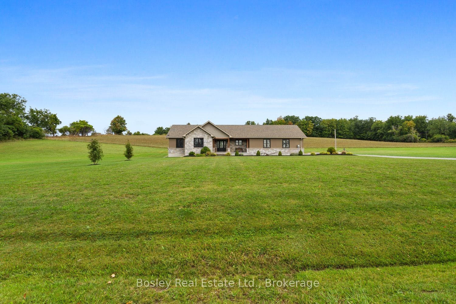 494 Pinegrove Road Property Photo 4
