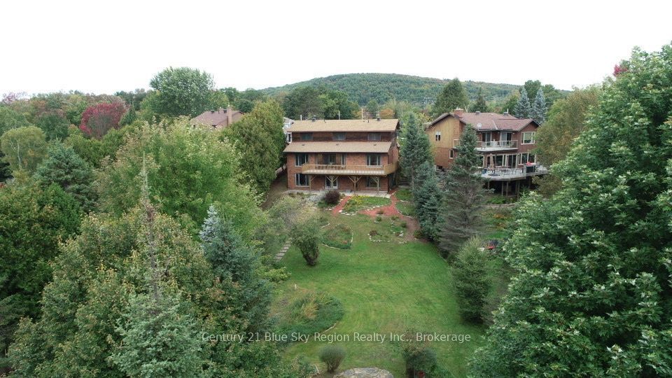 8 Found Court Property Photo 5