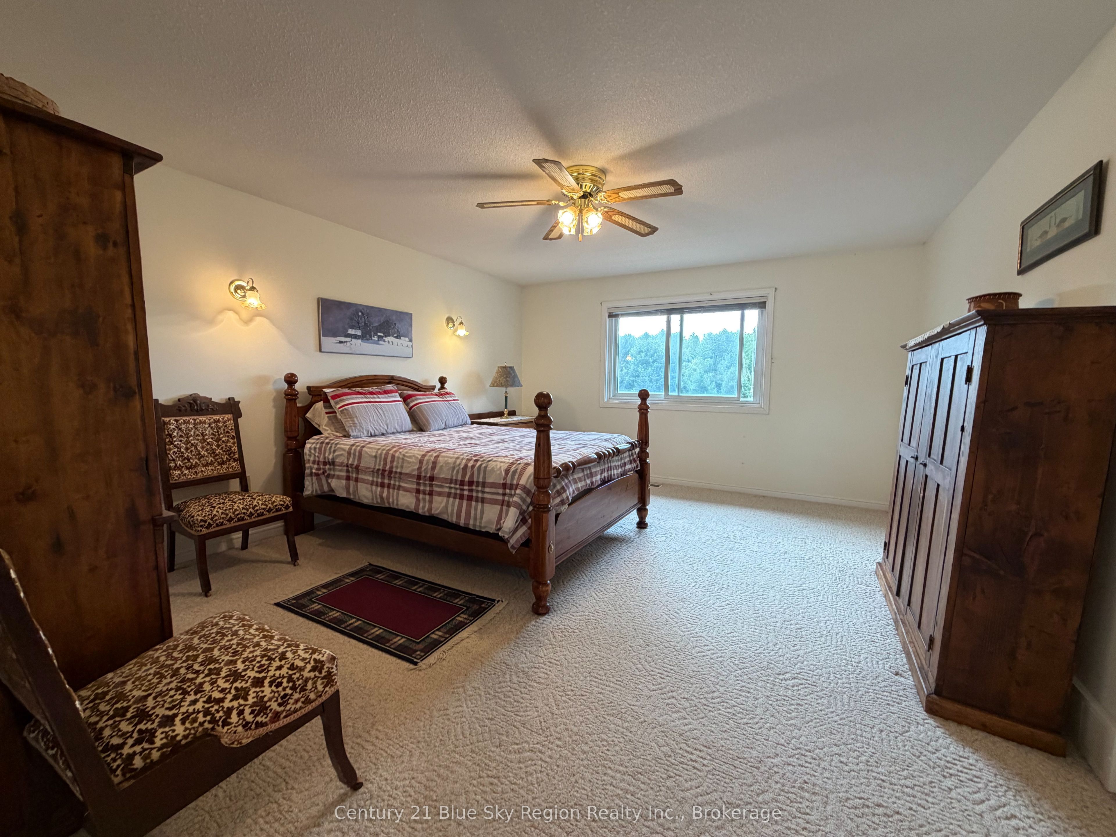 8 Found Court Property Photo 23