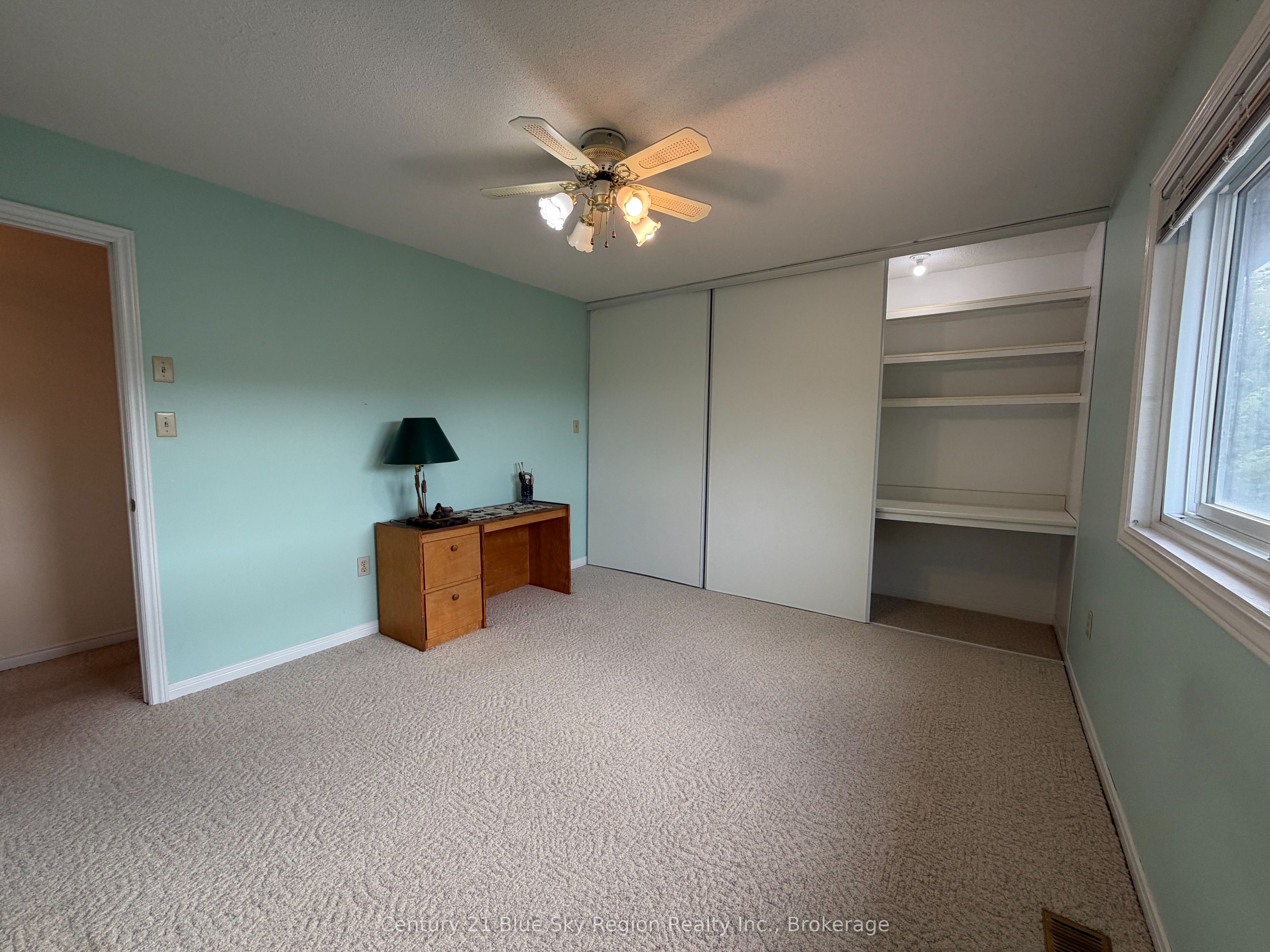 8 Found Court Property Photo 27