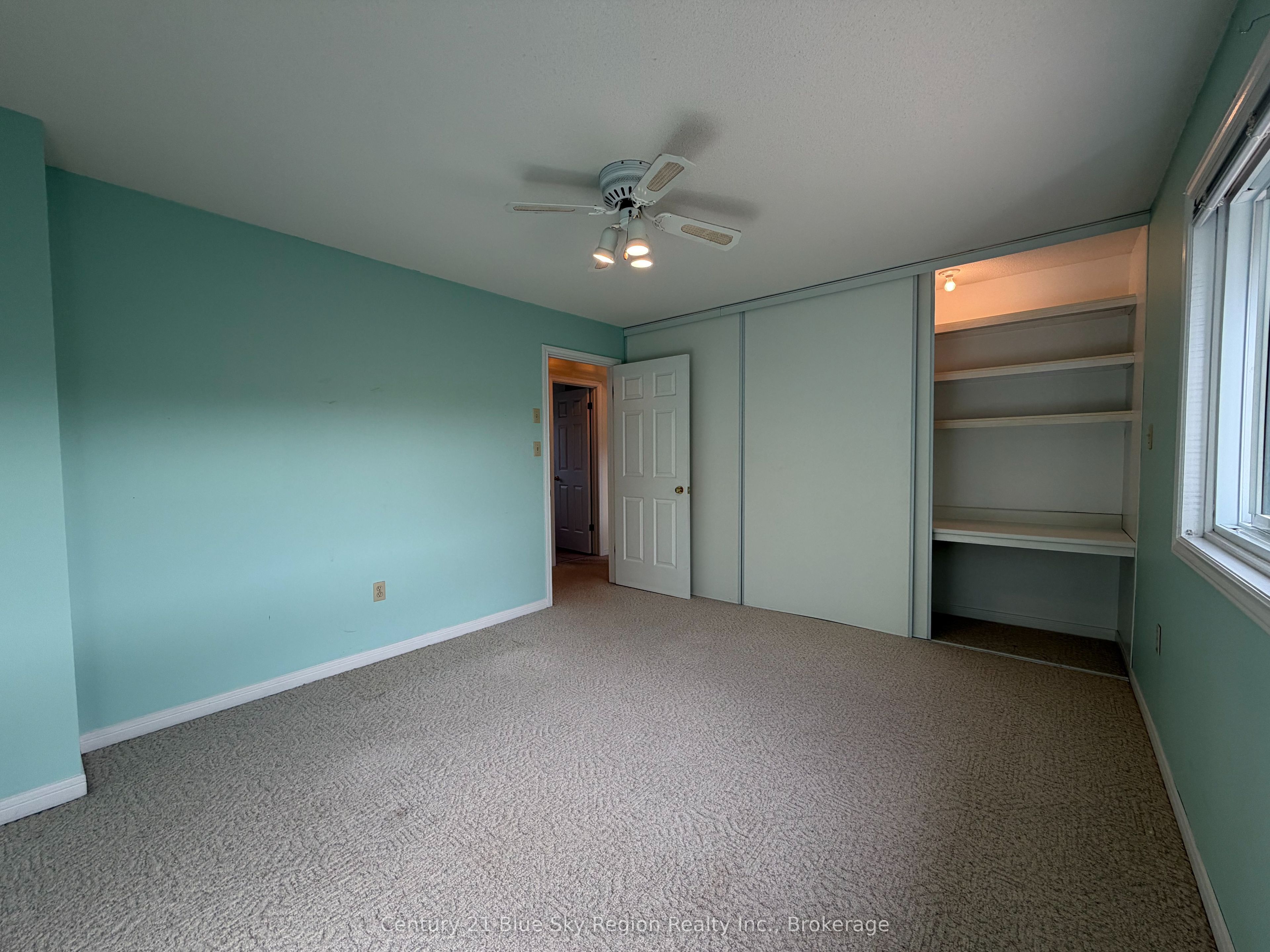 8 Found Court Property Photo 29
