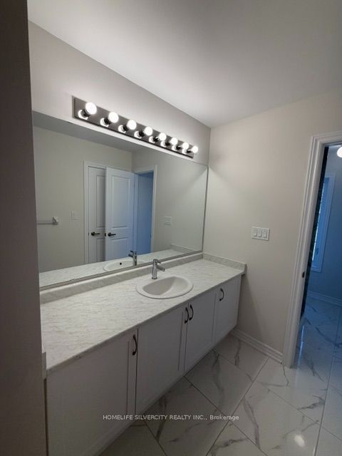 27 Postill Street Property Photo 6