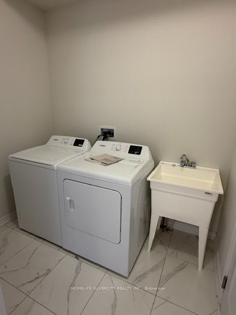 27 Postill Street Property Photo 15