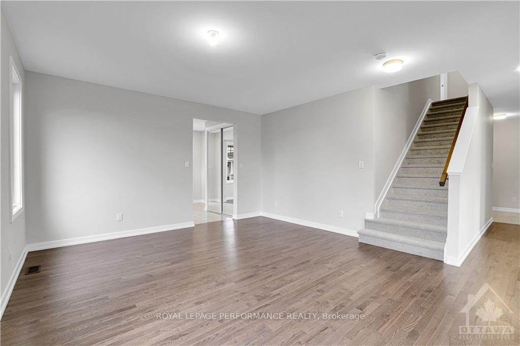 85 Hackamore Crescent Property Photo 8
