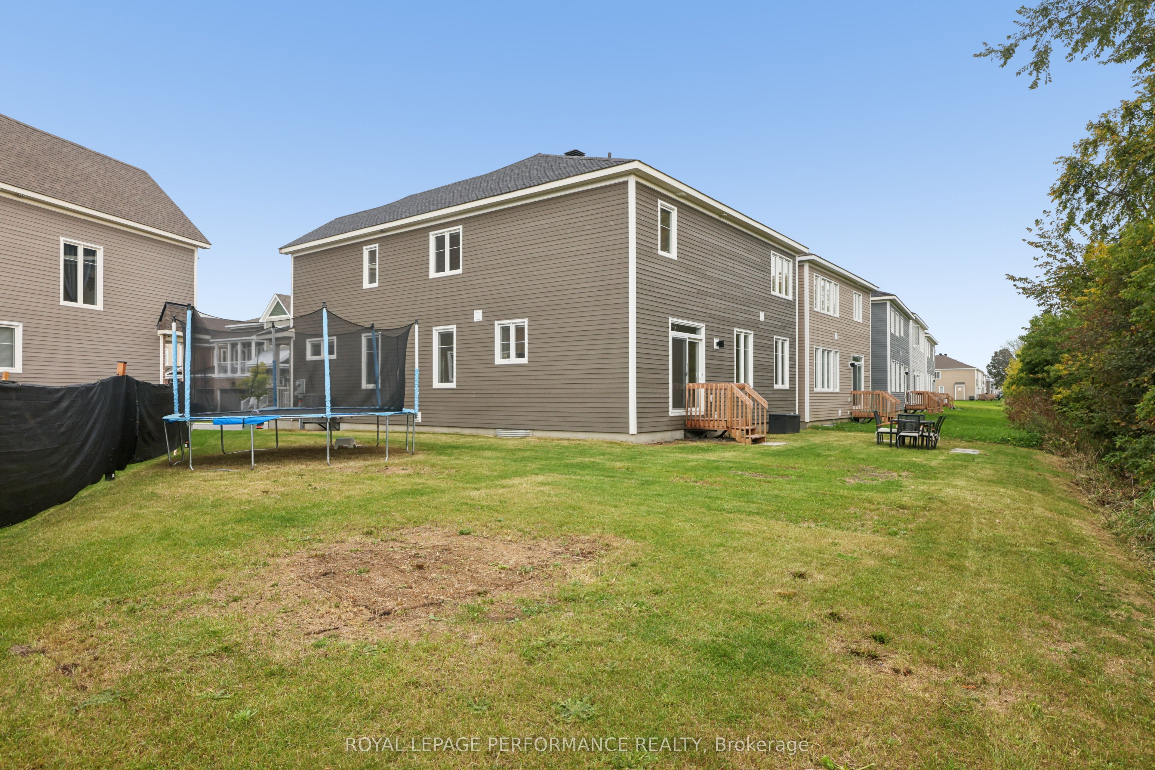 85 Hackamore Crescent Property Photo 32