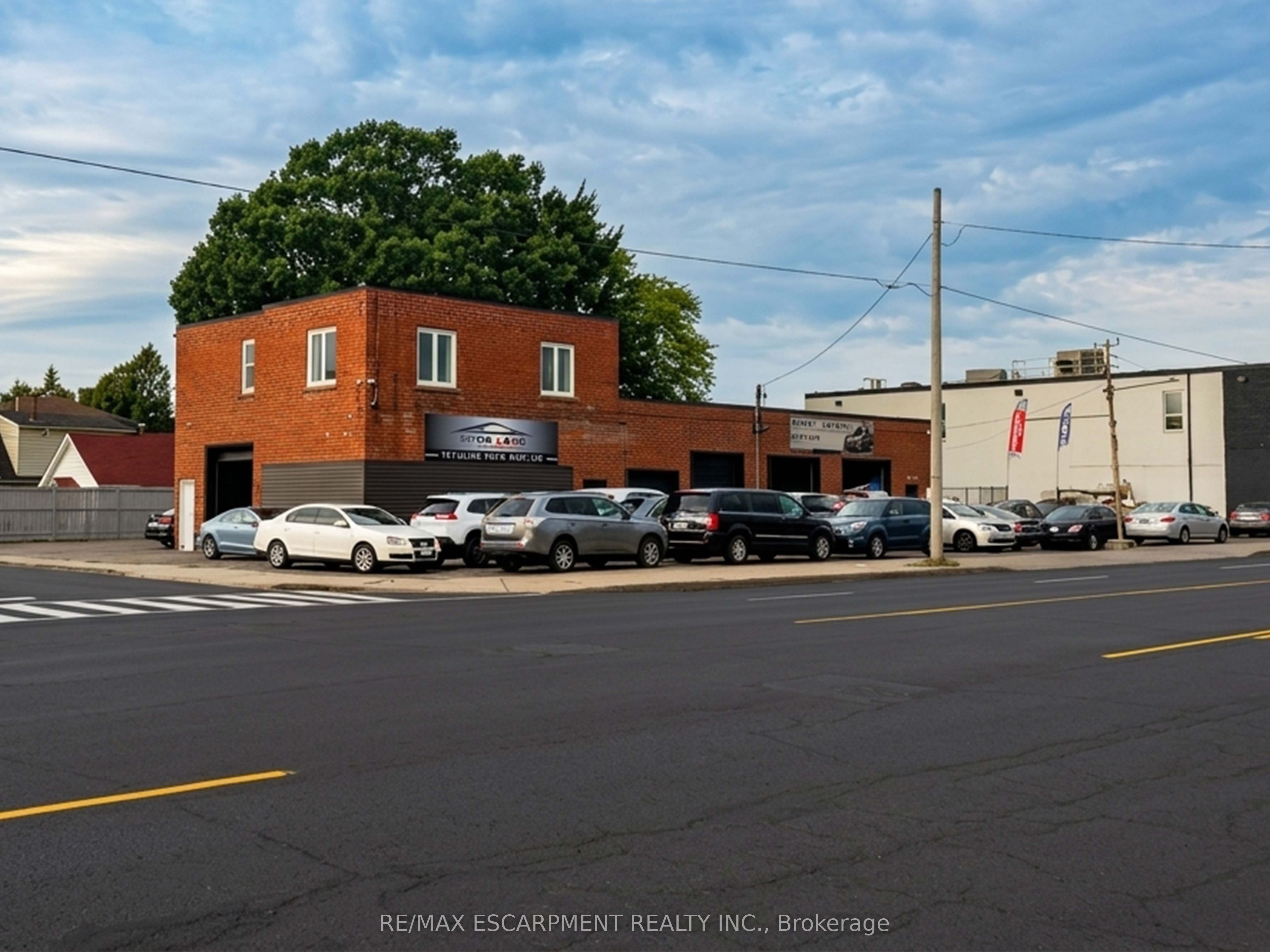 302 Queenston Road Property Photo 9