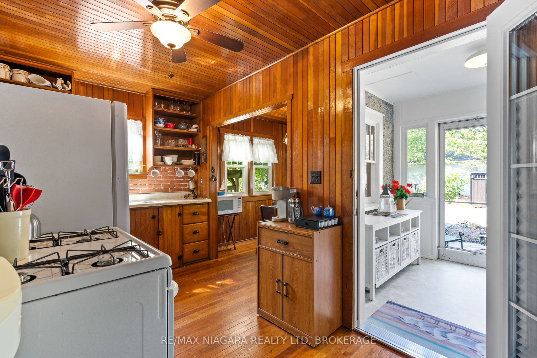 12642 Campbell Road Property Photo 16