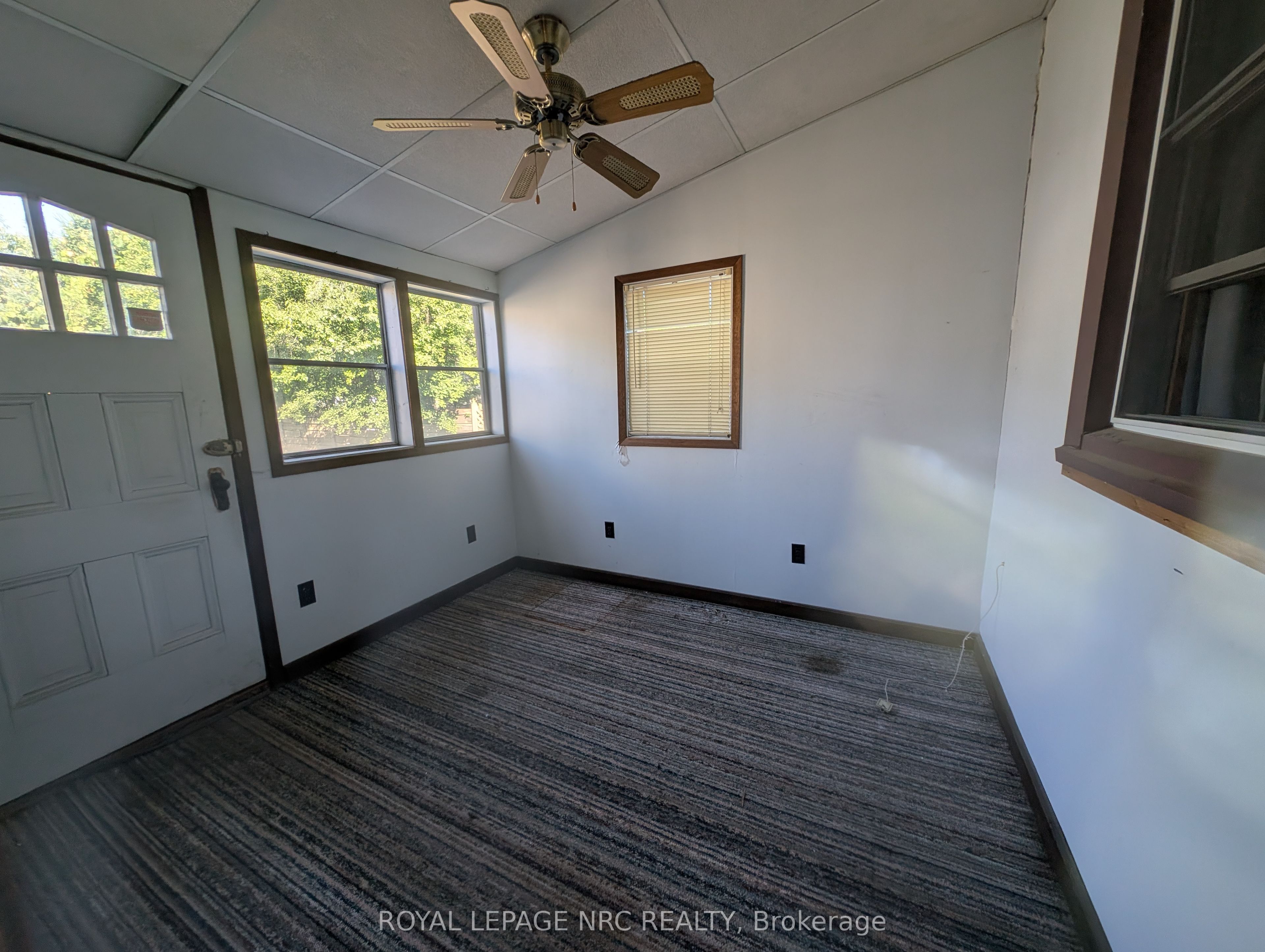 4353 Fifth Avenue Property Photo 5