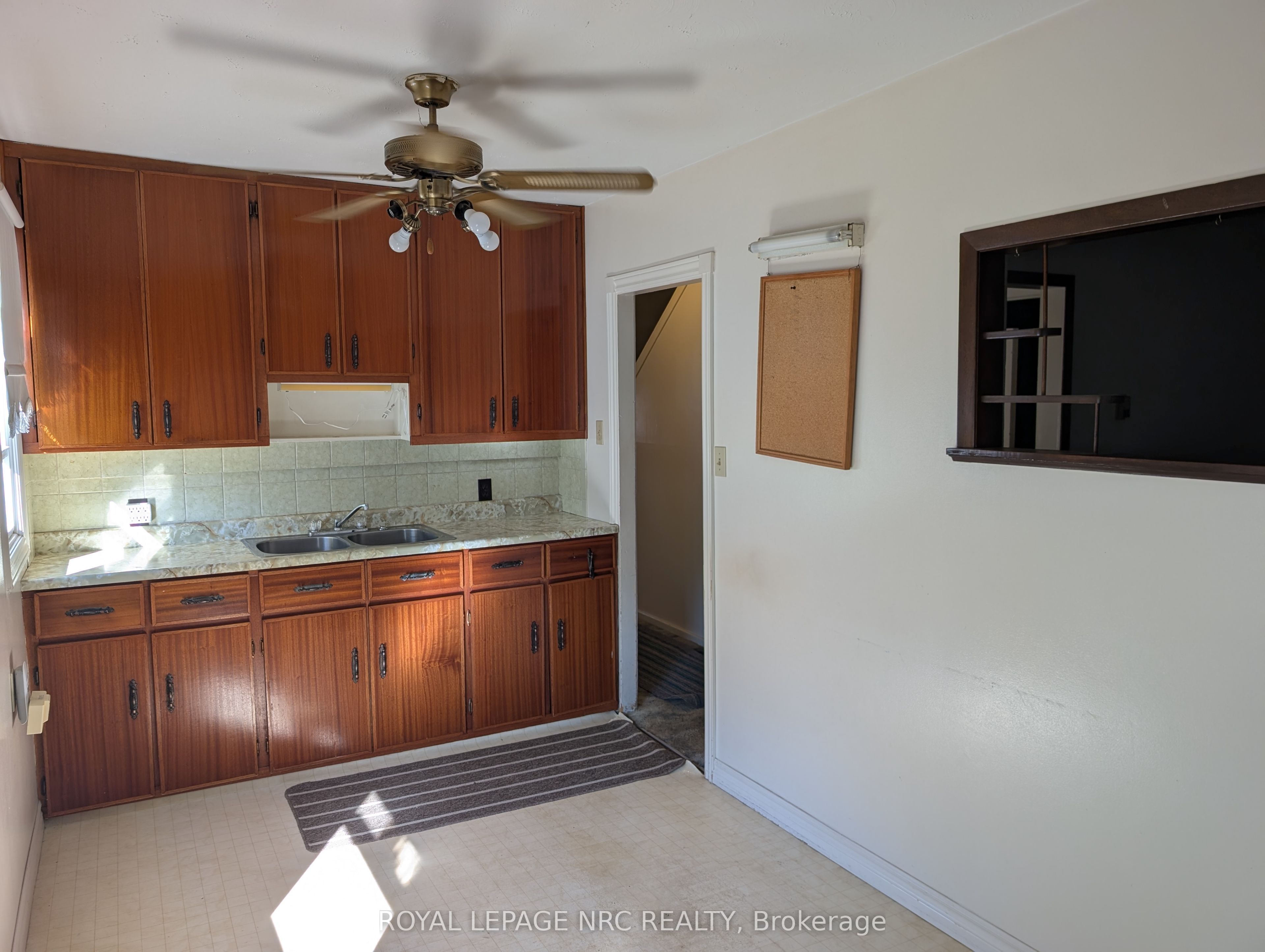 4353 Fifth Avenue Property Photo 8