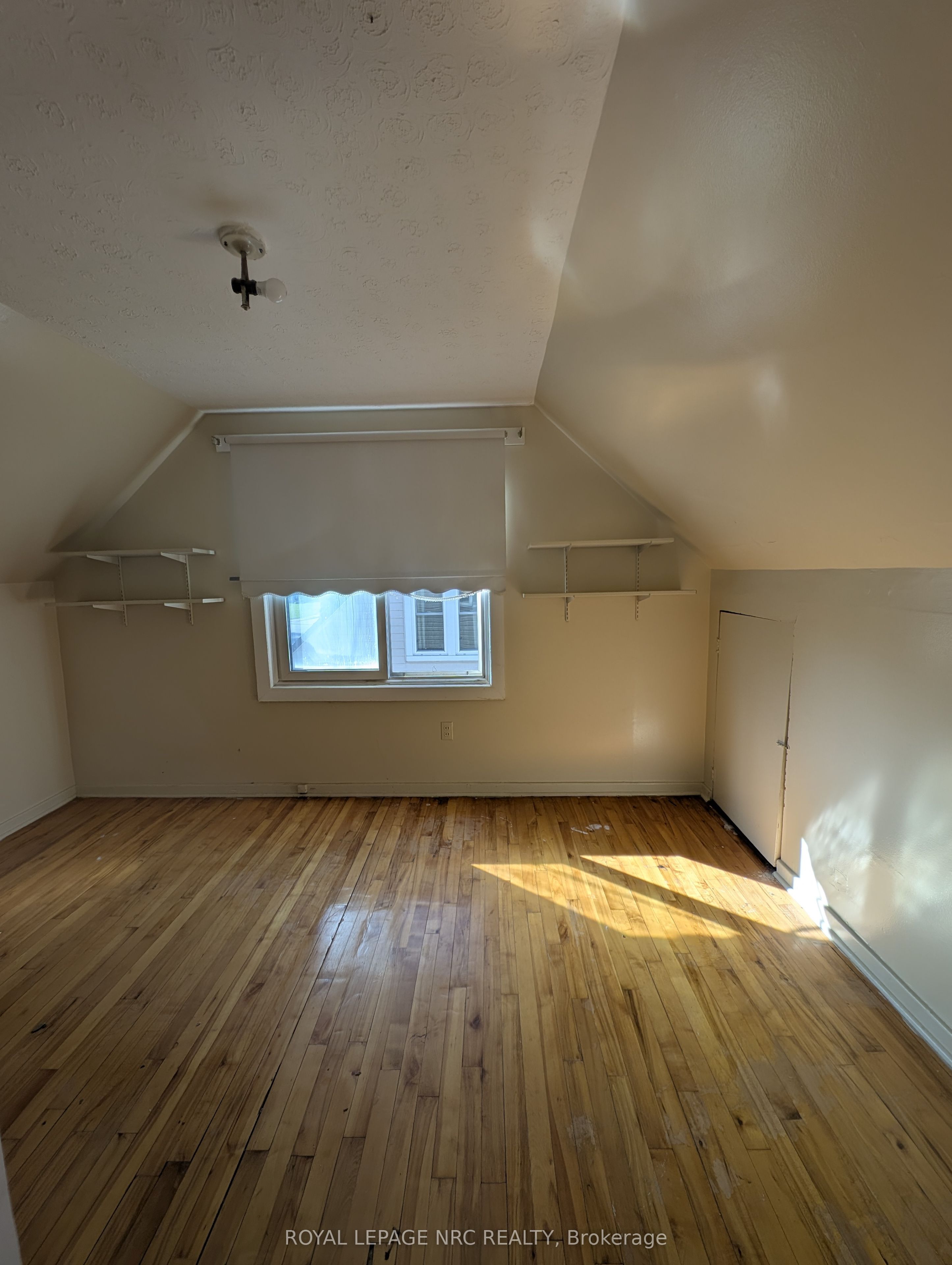 4353 Fifth Avenue Property Photo 15
