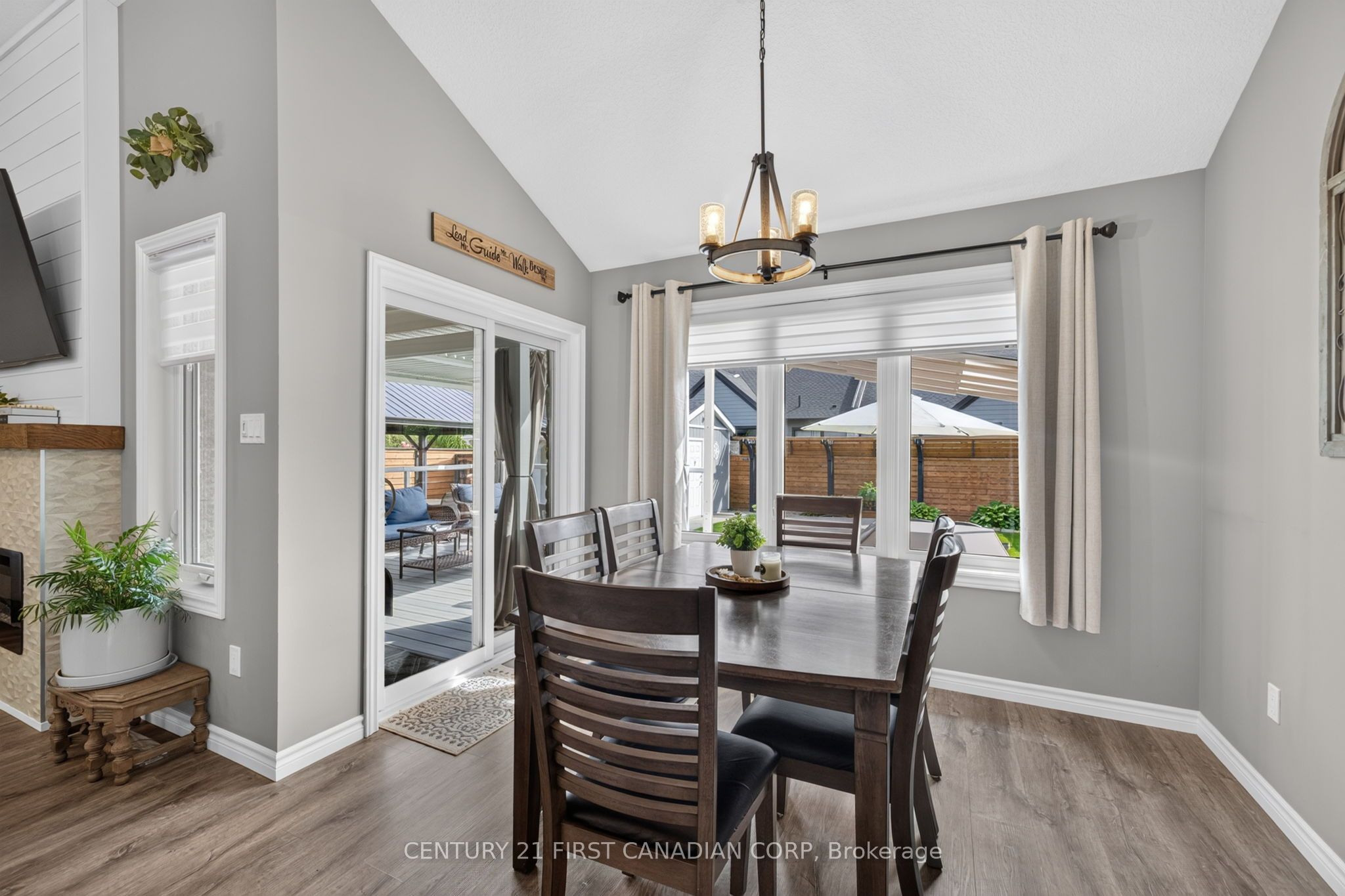 347 High Street Property Photo 16