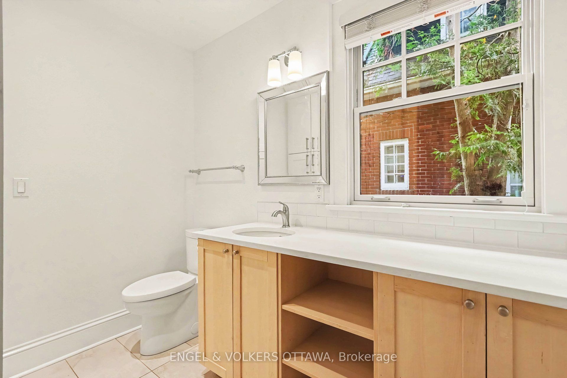 154 Acacia Avenue Property Photo 11