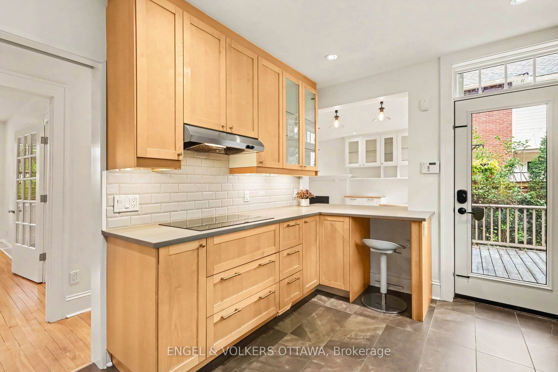 154 Acacia Avenue Property Photo 15