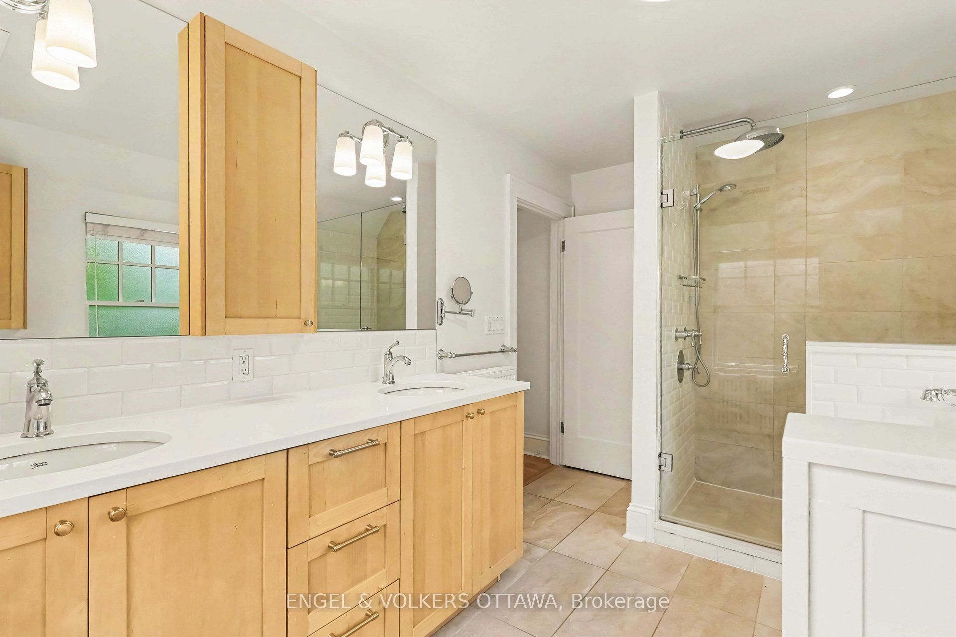 154 Acacia Avenue Property Photo 19