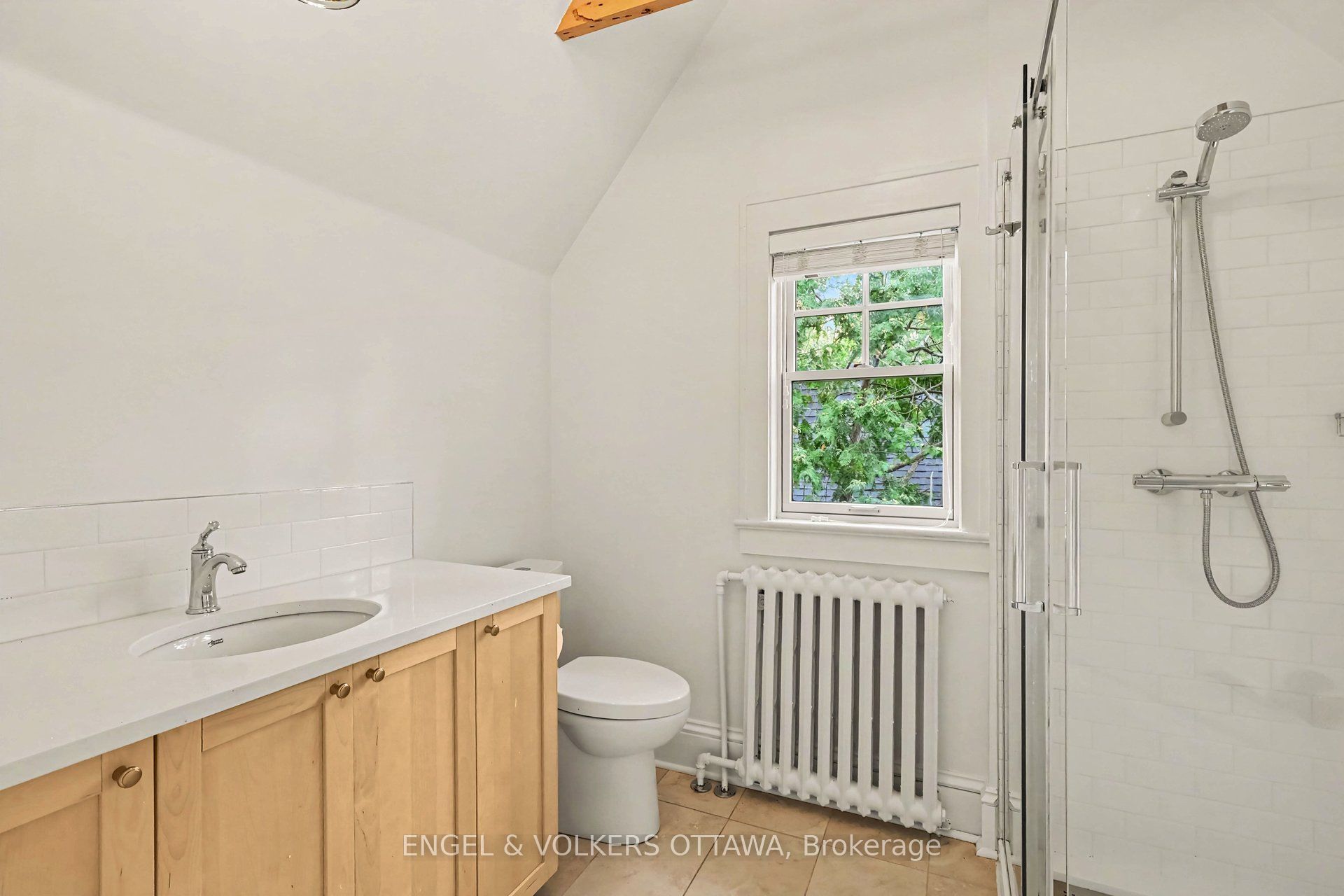154 Acacia Avenue Property Photo 26